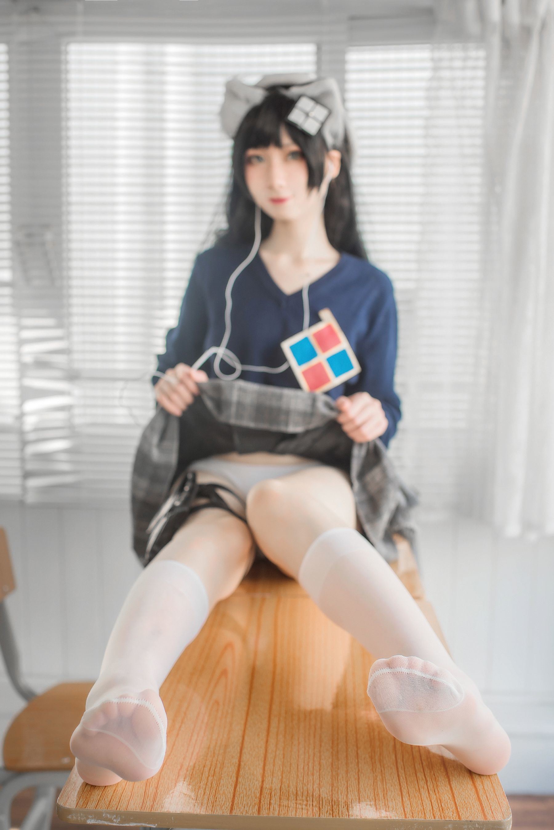 網紅COSER寫真] izumi泉桃子福利 - 純白畢業季