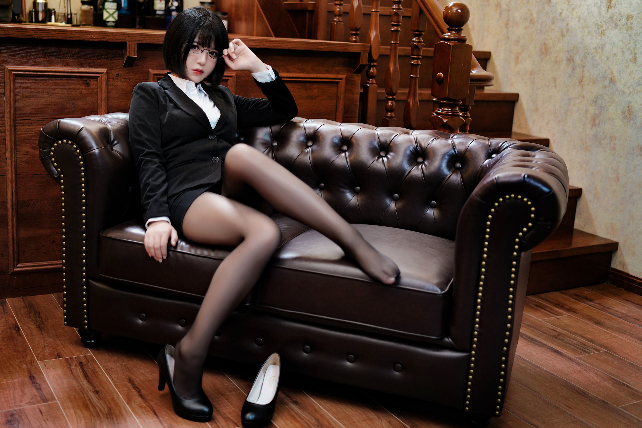半半子 OL様 黑丝制服写真