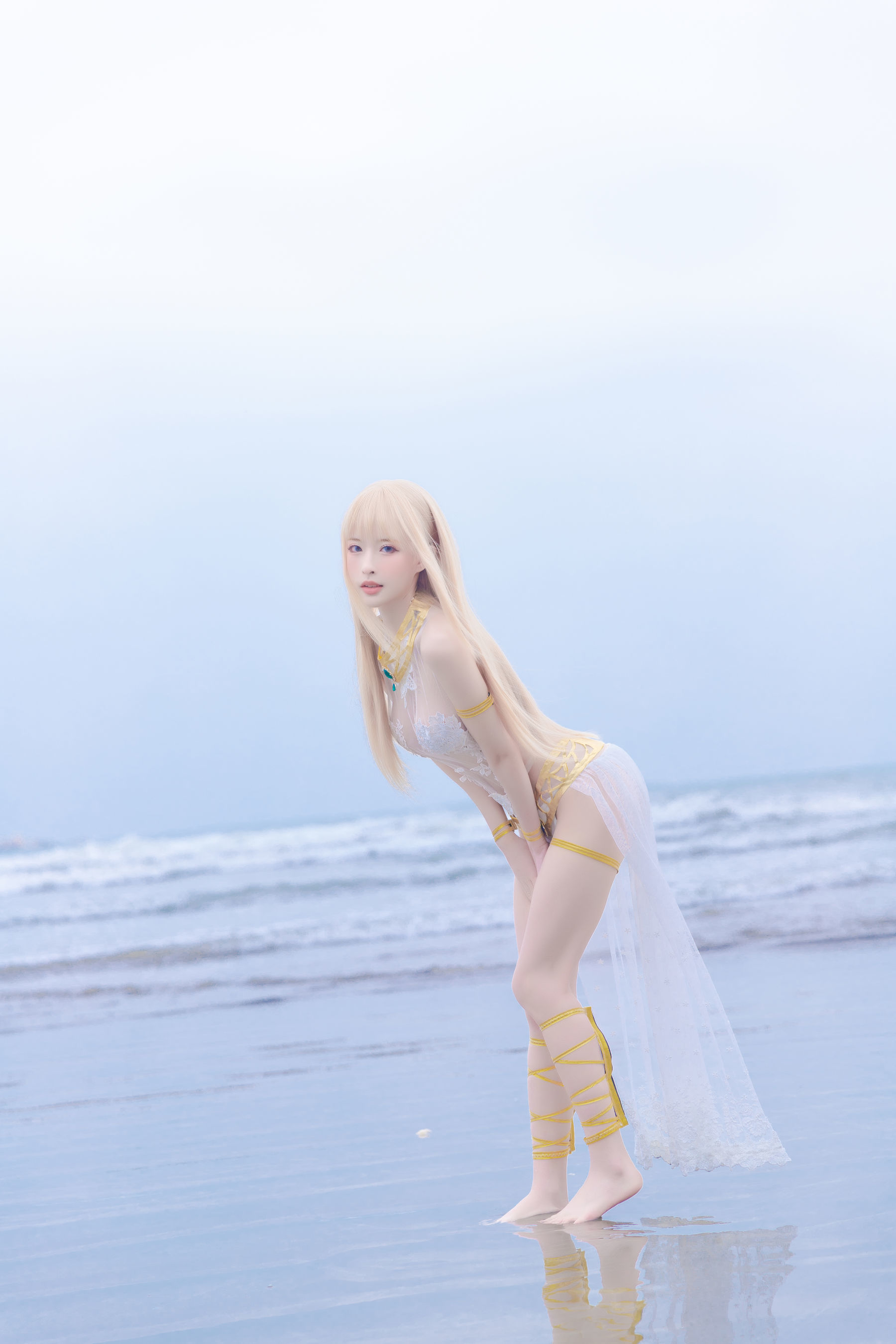 [网红COSER写真] 尤物清水由乃 - 玛丽萝丝白色泳衣
