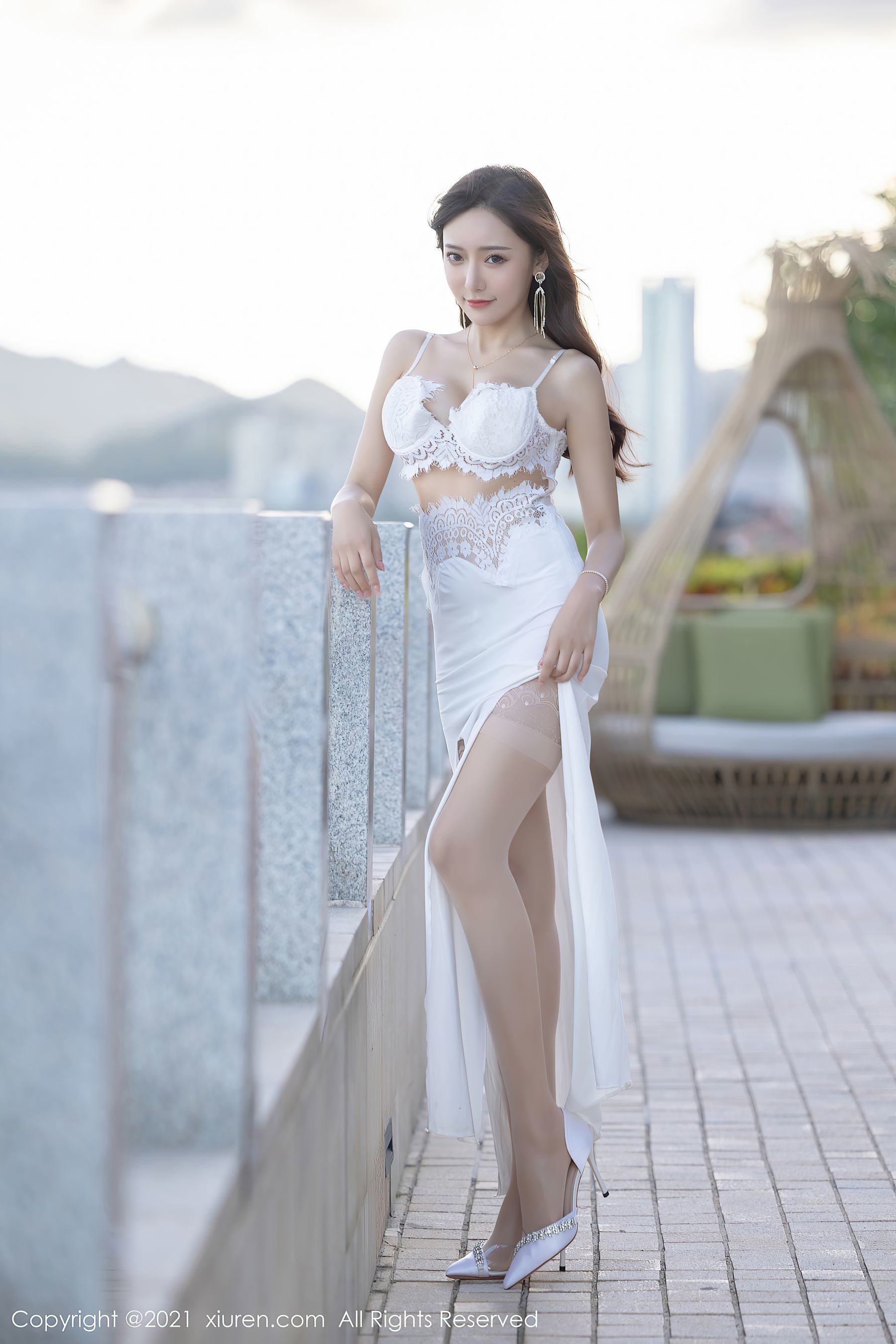 เซ็ตภาพ XiuRen No.4004 Wang Xinyao Yanni กระโปรงยาวเทพี