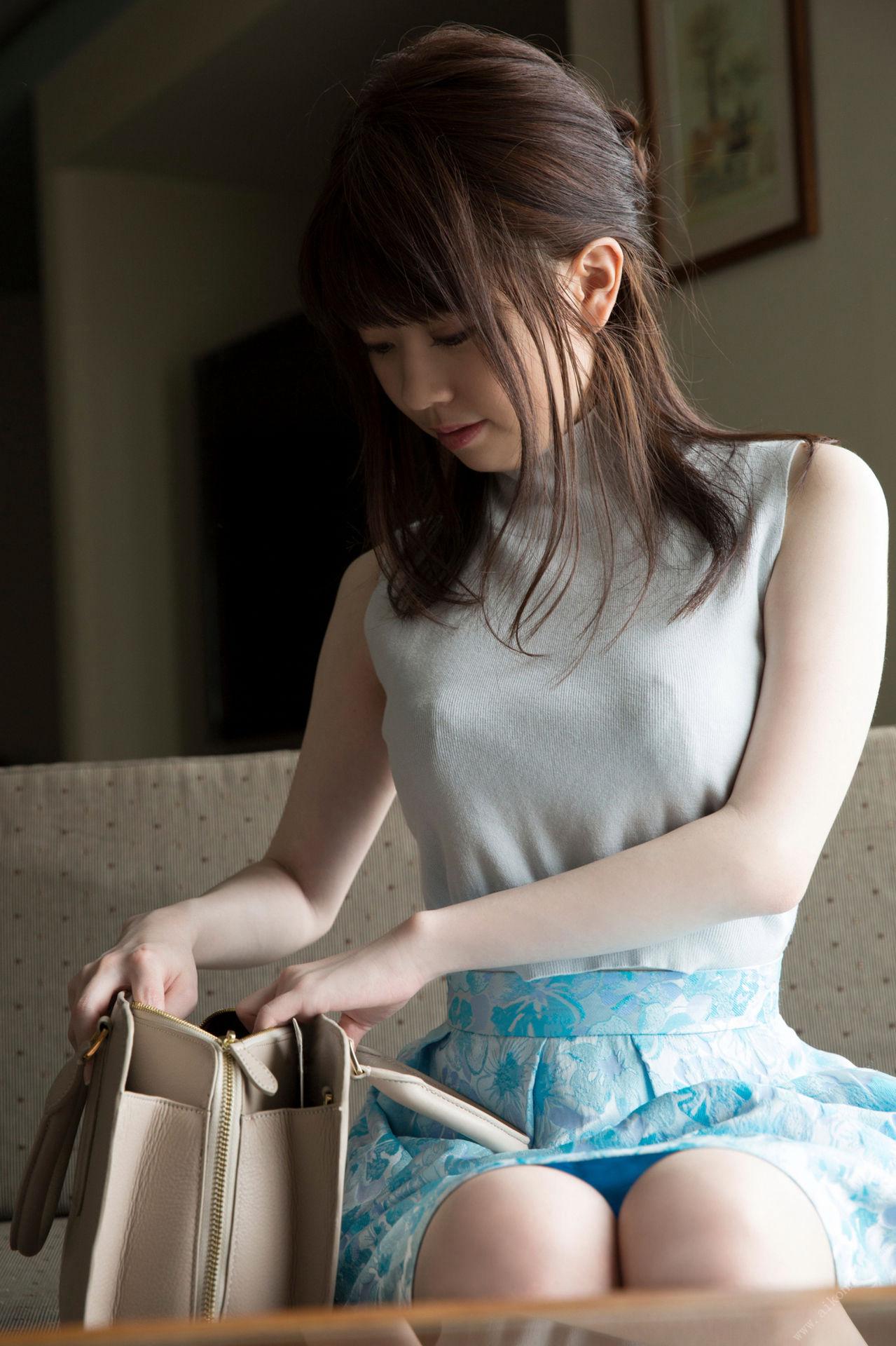 FRIDAYデジタル写真集プレミアム 水卜さくら「絶世のクビレＢＯＤＹ」83P