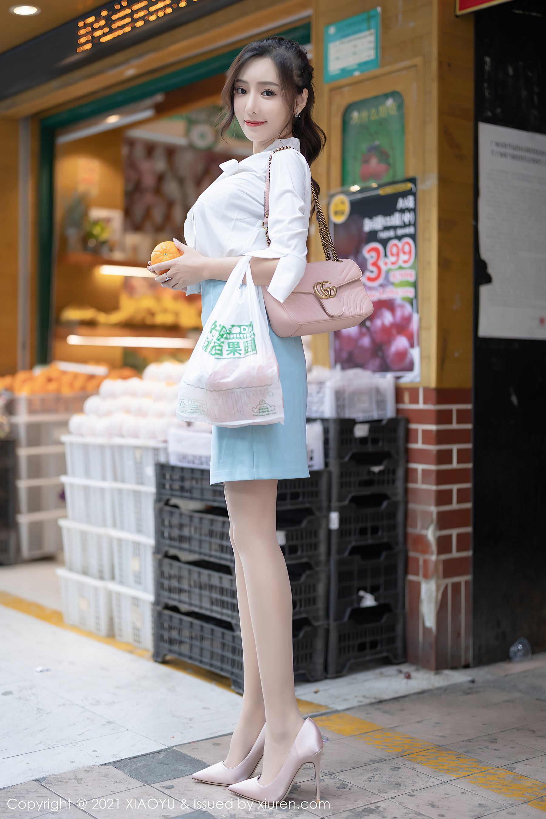 语画界XIAOYU Vol.635 王馨瑶Yanni气质街拍写真
