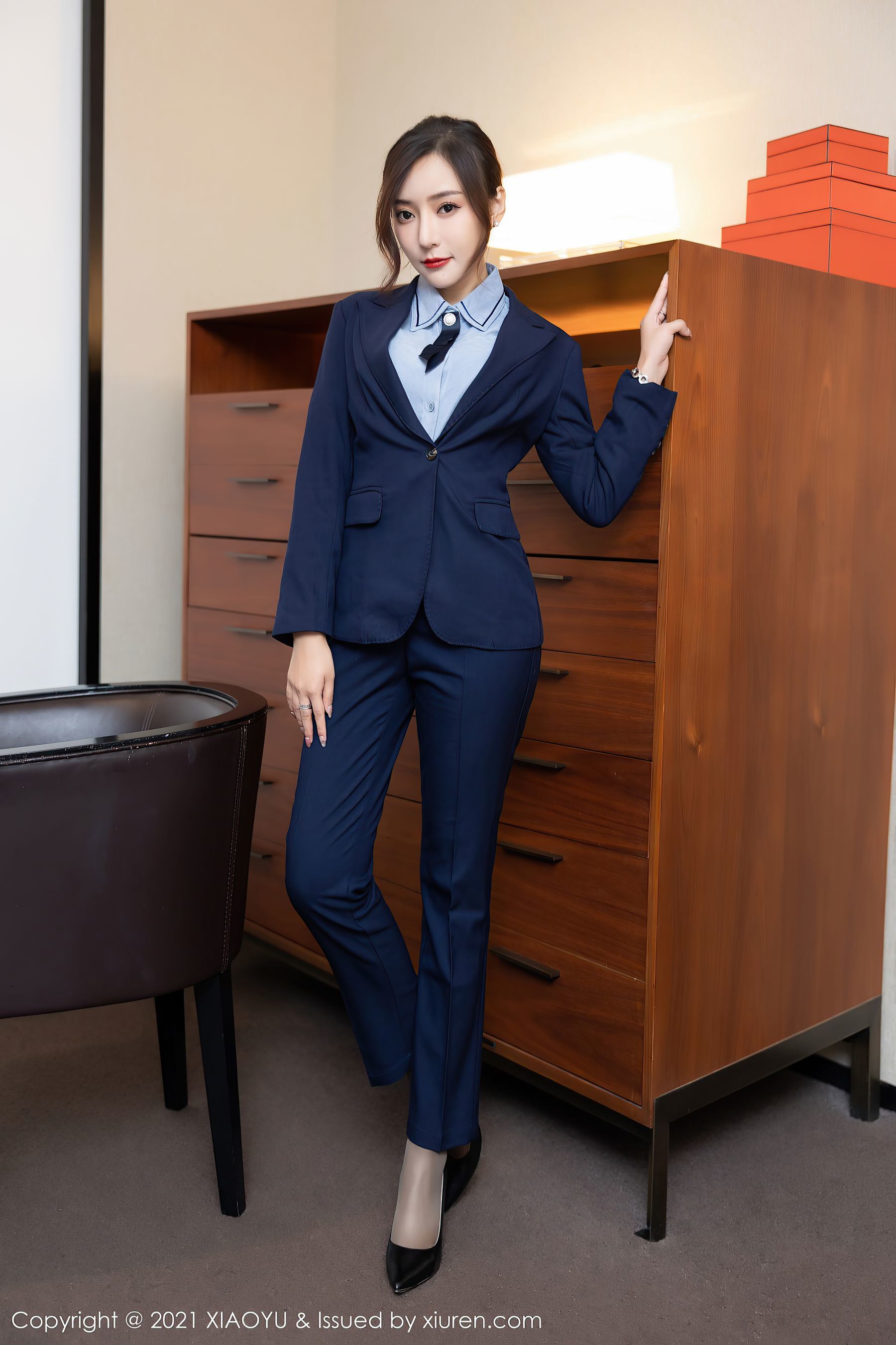 XIAOYU Vol.639 王馨瑶Yanni 办公室白领写真