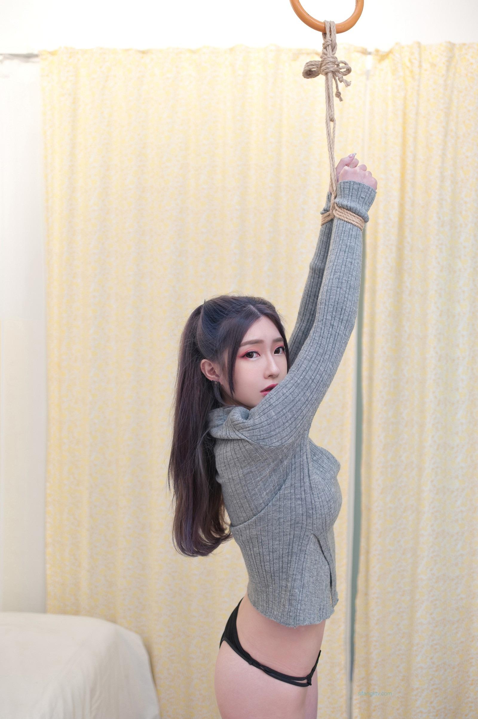 [JVID] 璃奈酱 - 束缚初体验 56P