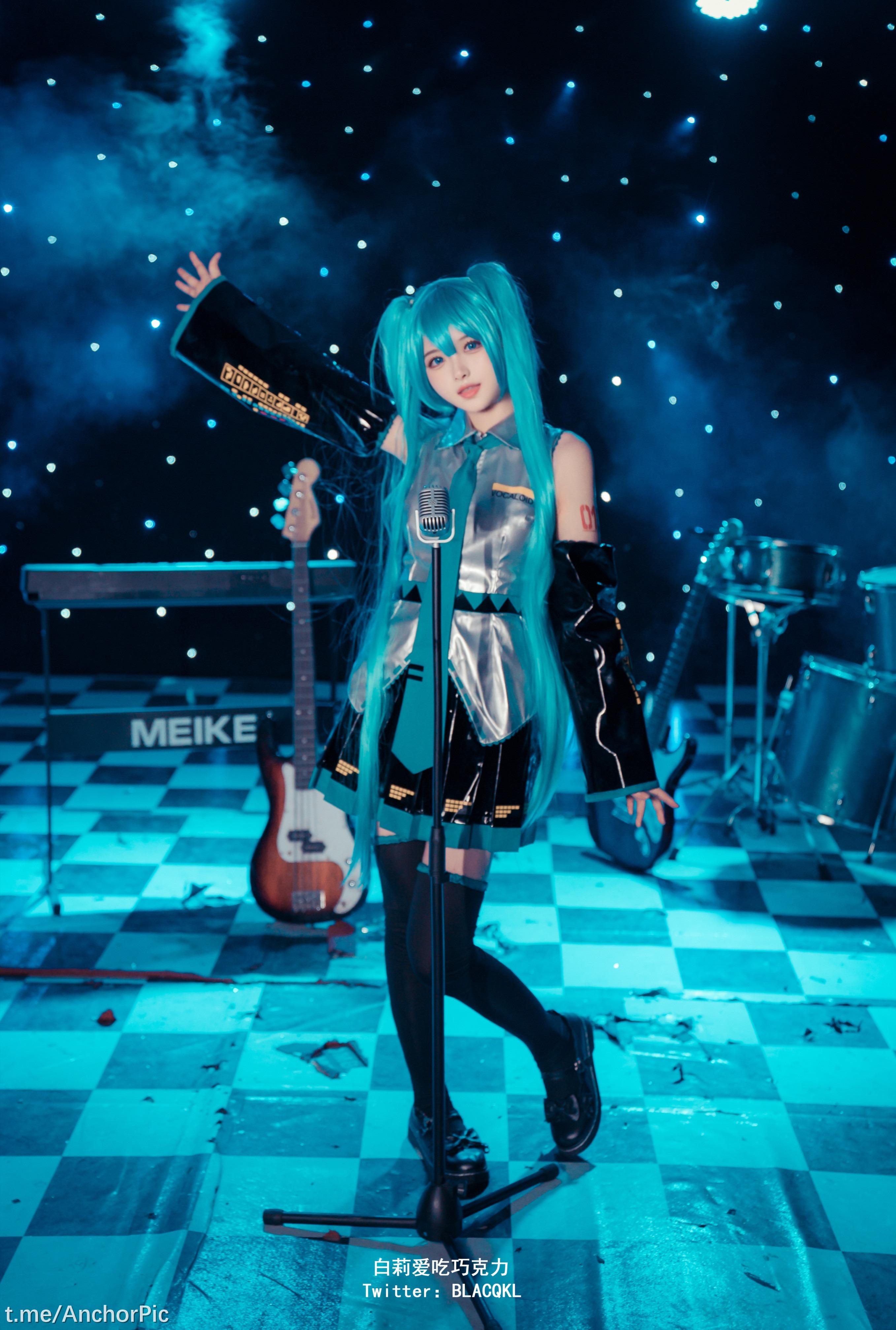 白莉爱吃巧克力 - miku 初音未来 102P