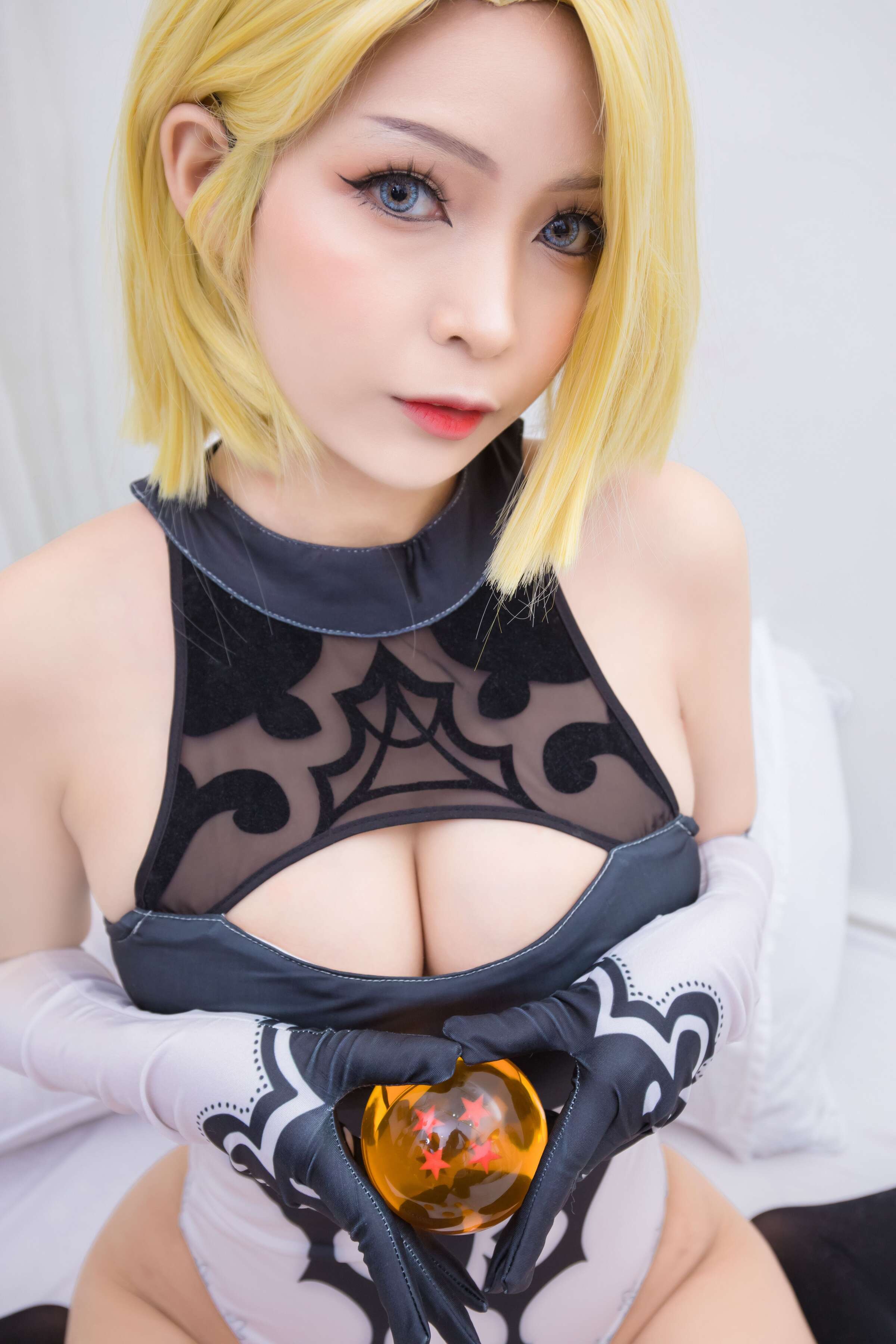 Umeko J Android 18 2B Cosplay