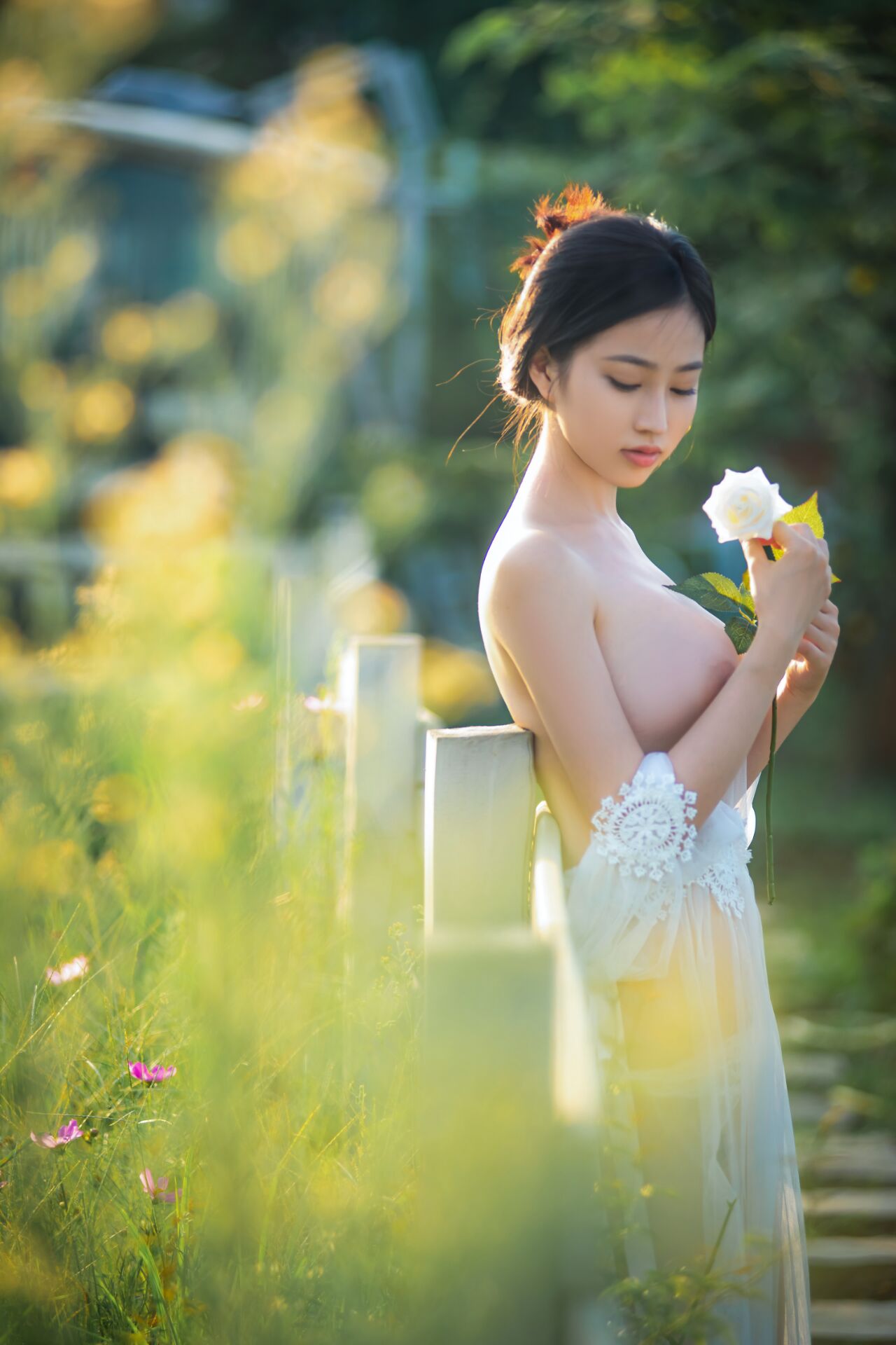 เนียนเนียน《เซินหมิงจือหนี่》