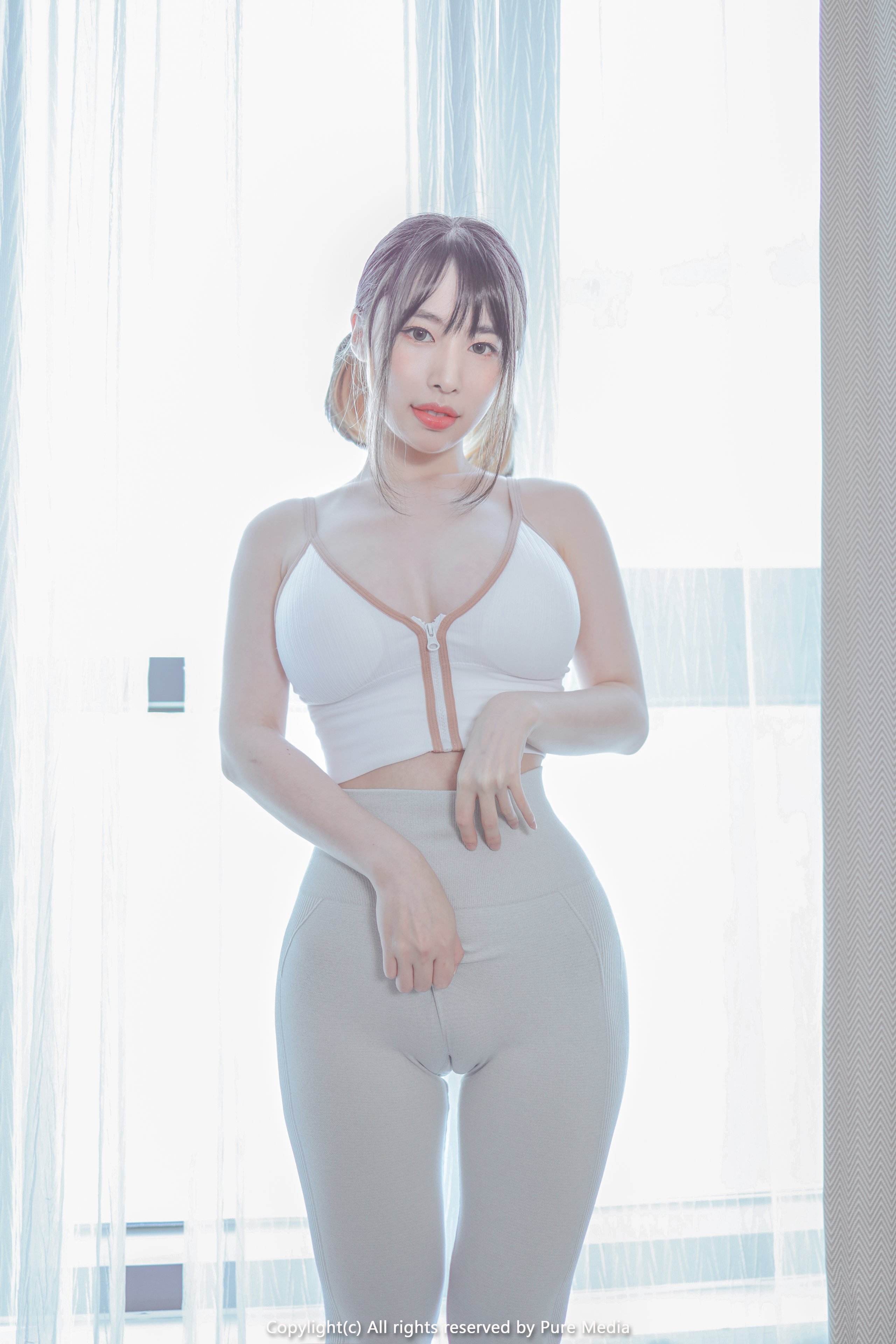 Pure Media Vol.103 Uhye (이유혜)