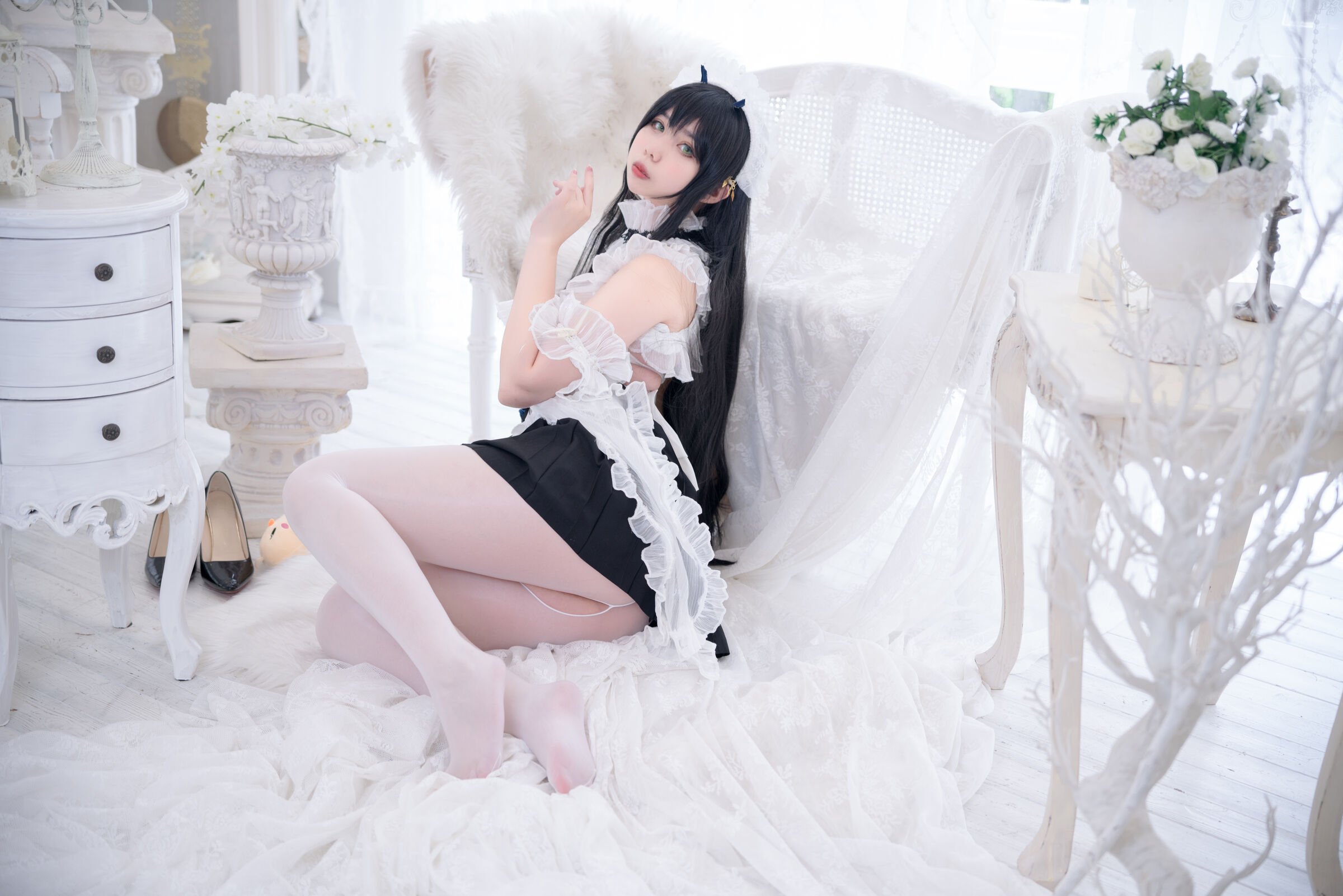 Meroko_Mị Đồng - Azur Lane: Nữ hầu Indomitable không có động lực cô chị lớn [53P