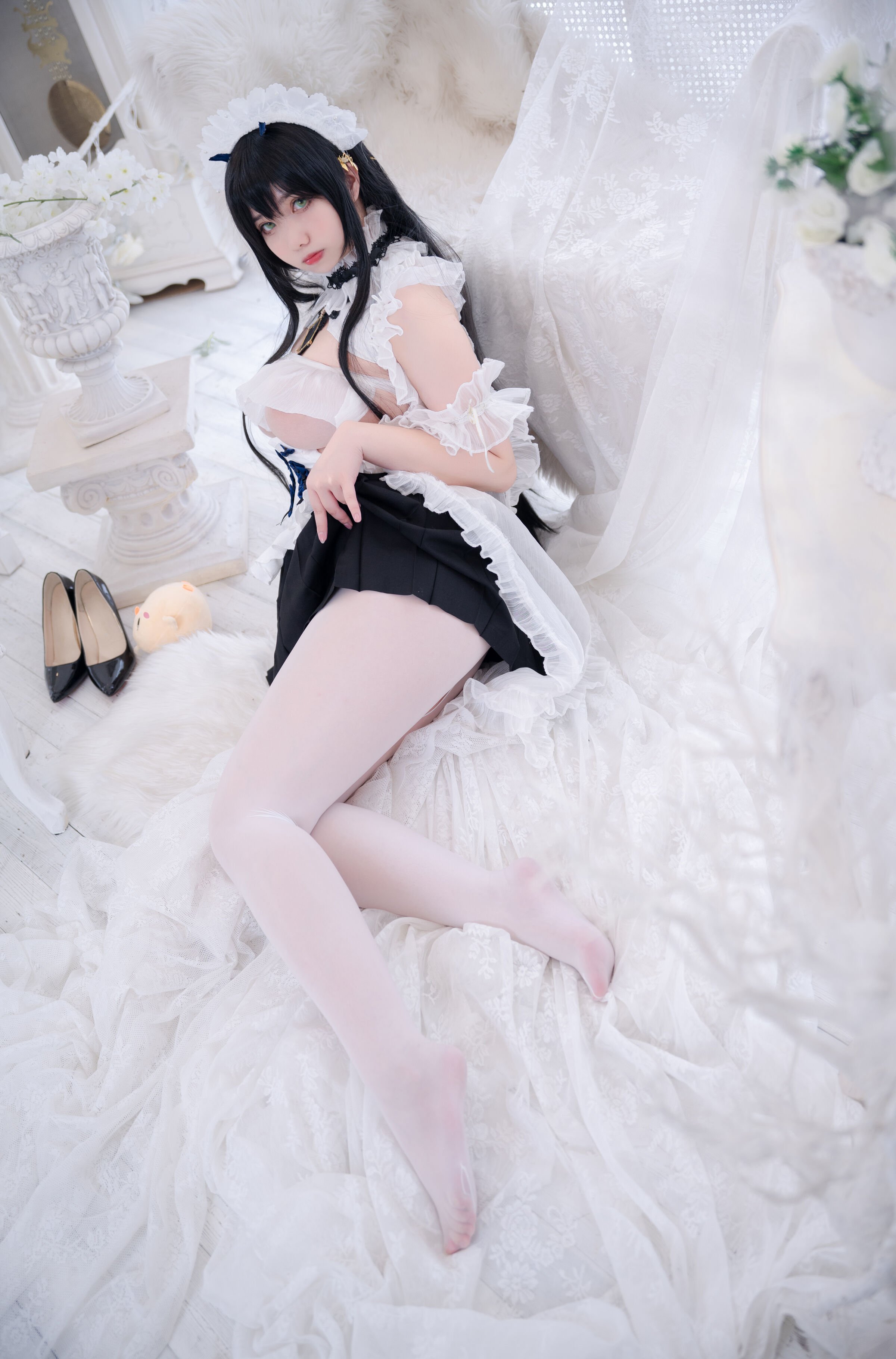 Meroko_Mị Đồng - Azur Lane: Nữ hầu Indomitable không có động lực cô chị lớn [53P