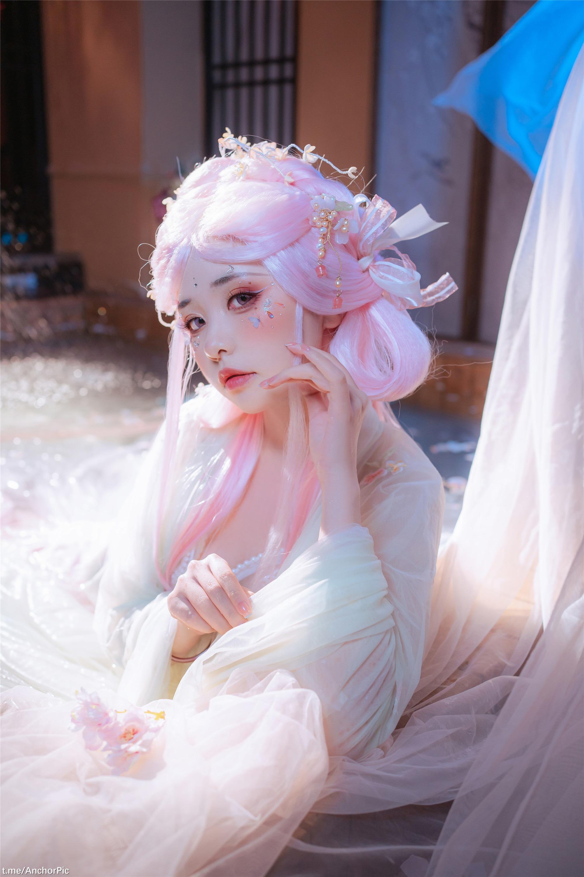 喵小吉 – 临江仙 81P