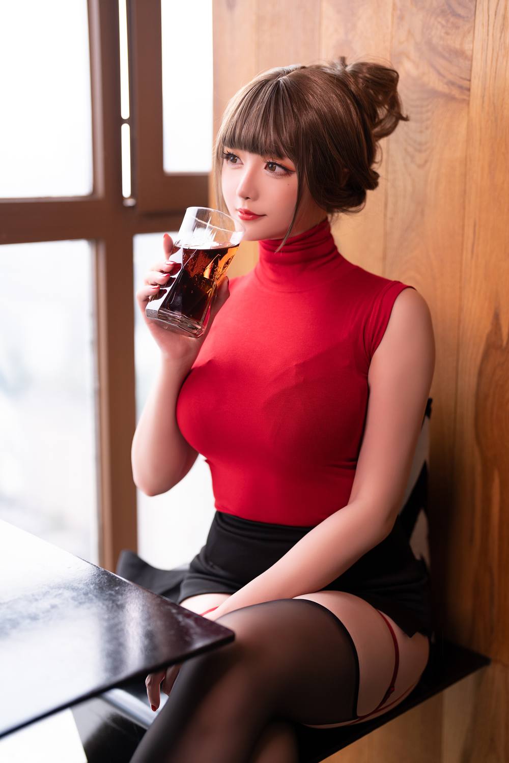 星之迟迟《约会OL》Cosplay写真套图