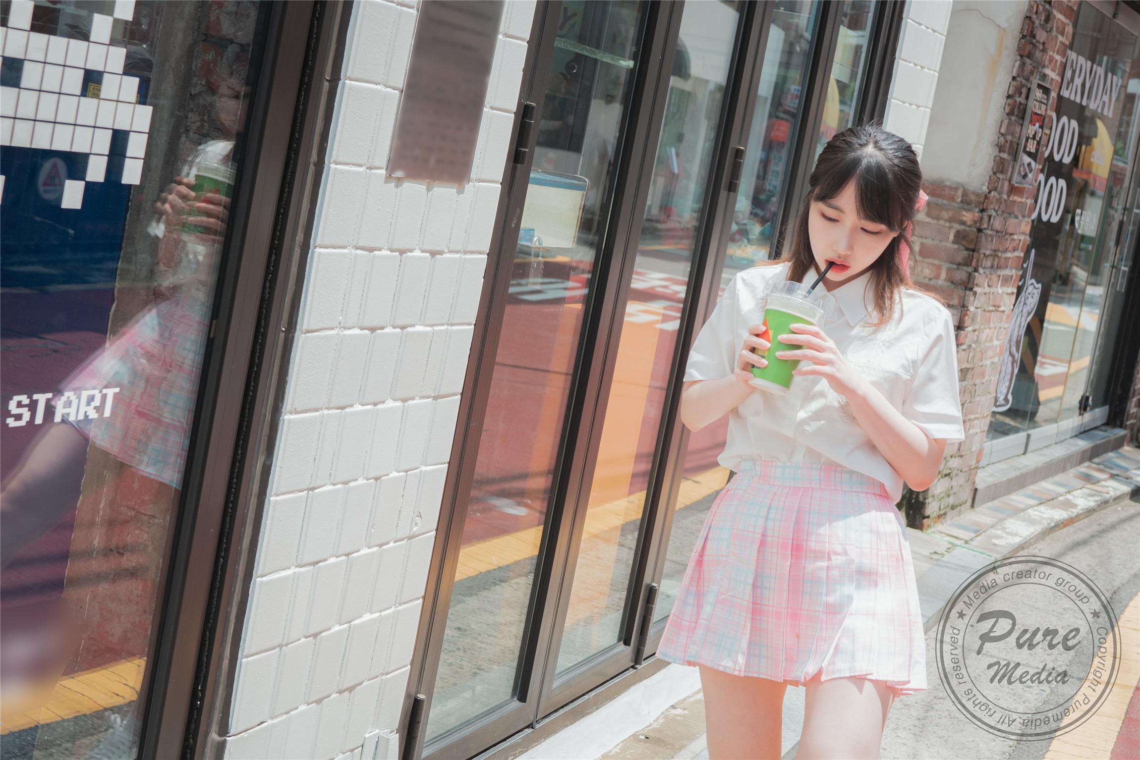 [Pure Media] Vol.187 Uhye (이유혜) – Lovely Kitchy 102P