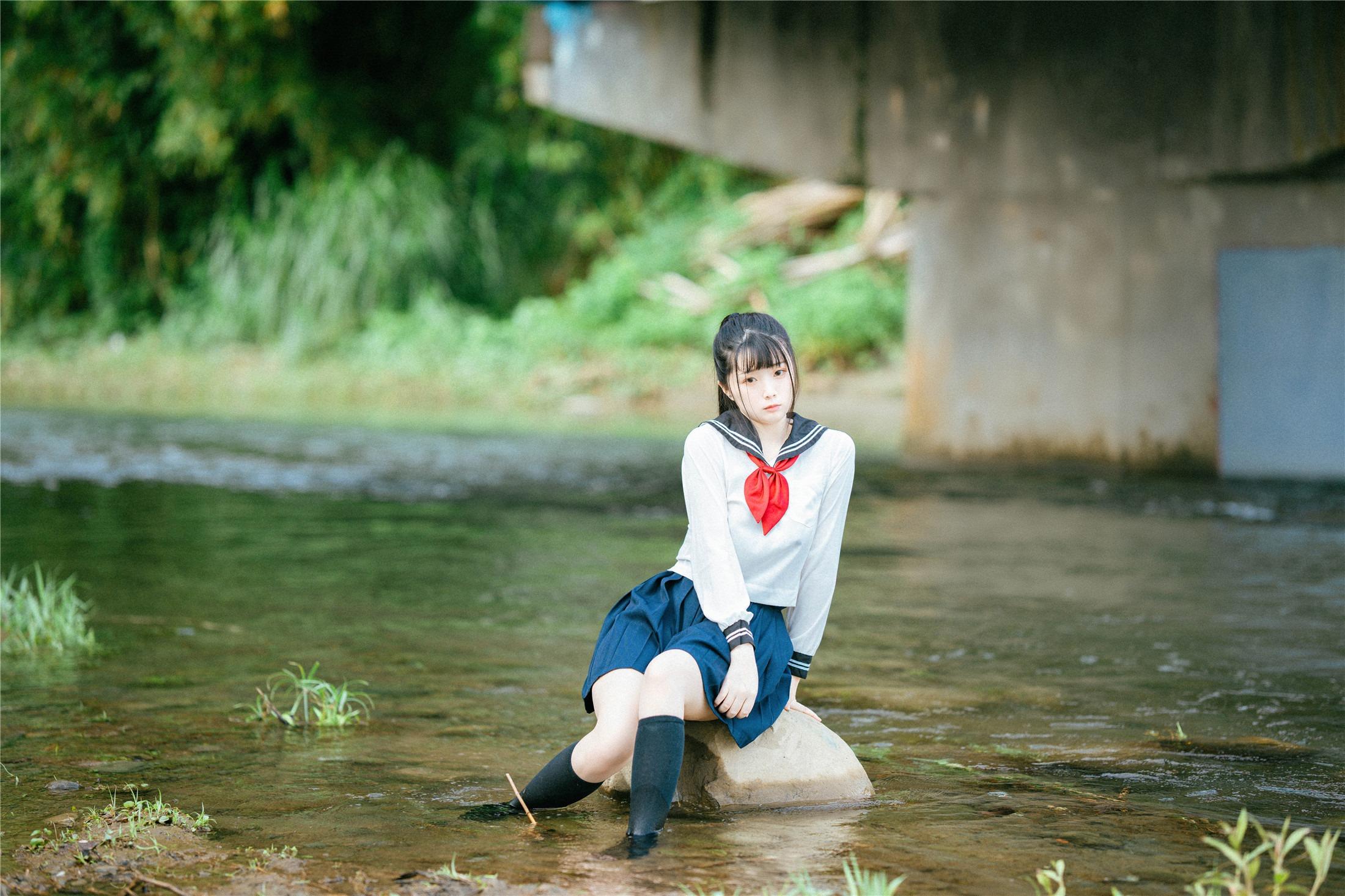 落落Raku - 閃光少女 Shining Days 63P