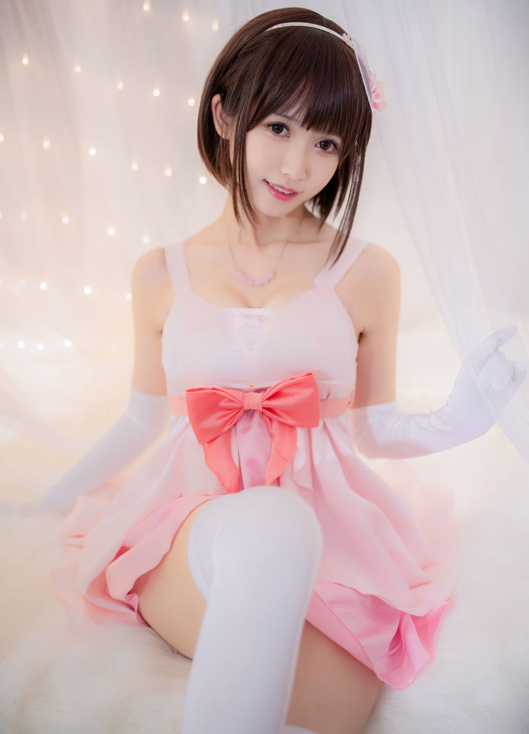 ไป๋อิ้น 81 คอสเพลย์ สุดสกปรก 18+ ขนาดใหญ่ ก้นเด้ง กางเกงในทง ถุงน่องขาว ชุดภาพ