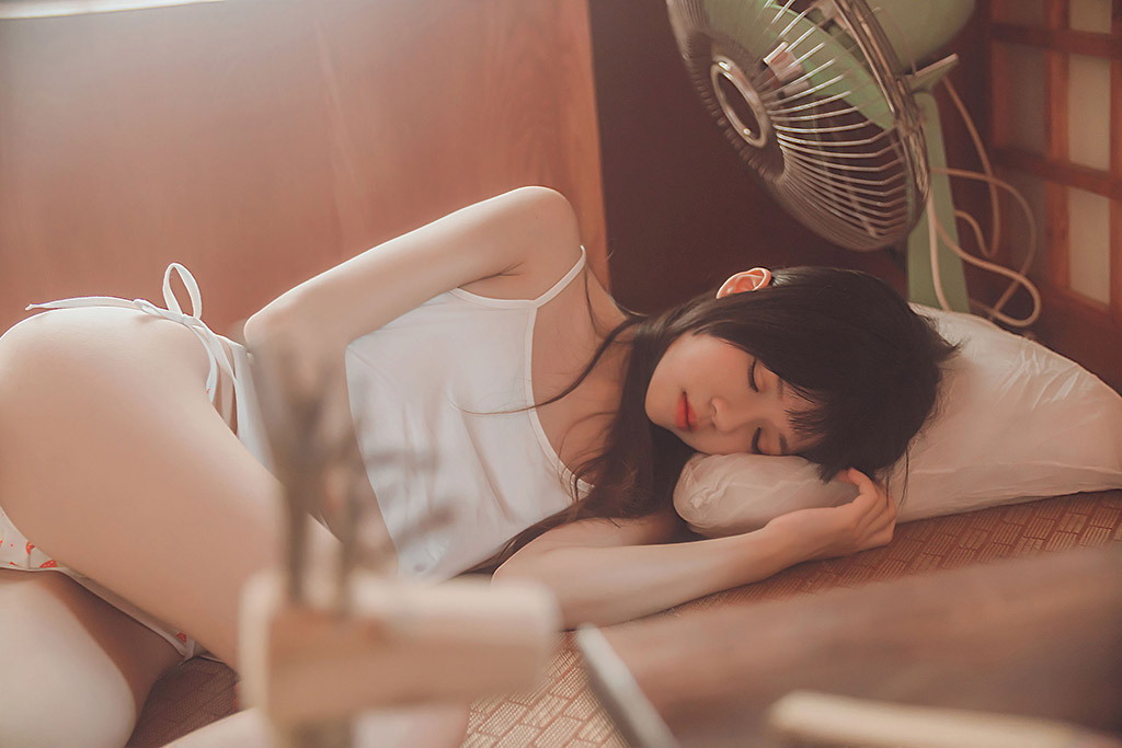 桜桃喵《小背心から水手服へ》 [ロリコス] 写真集[144P