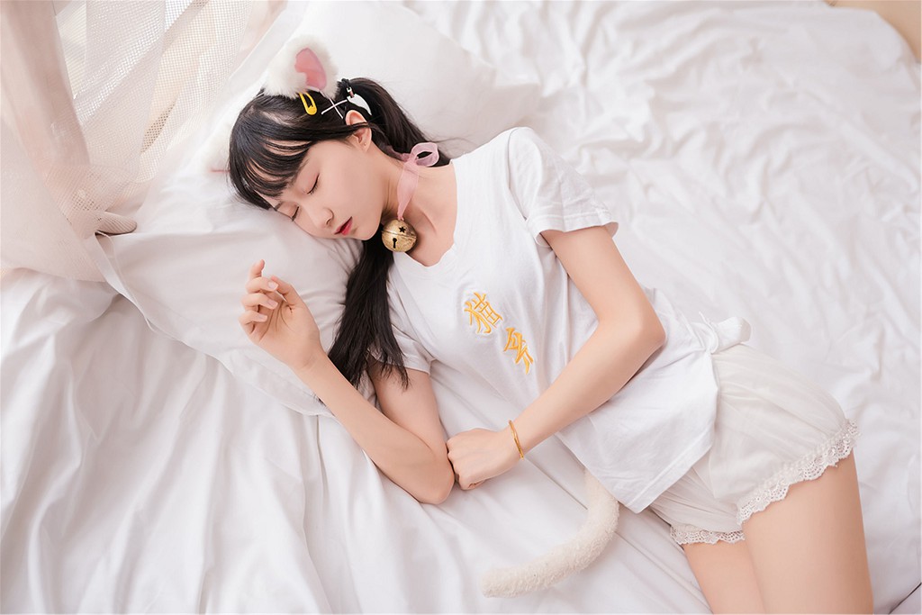 Mu Mianmian OwO "Cat Girl" [Cosplay Welfare] Photobook [51P