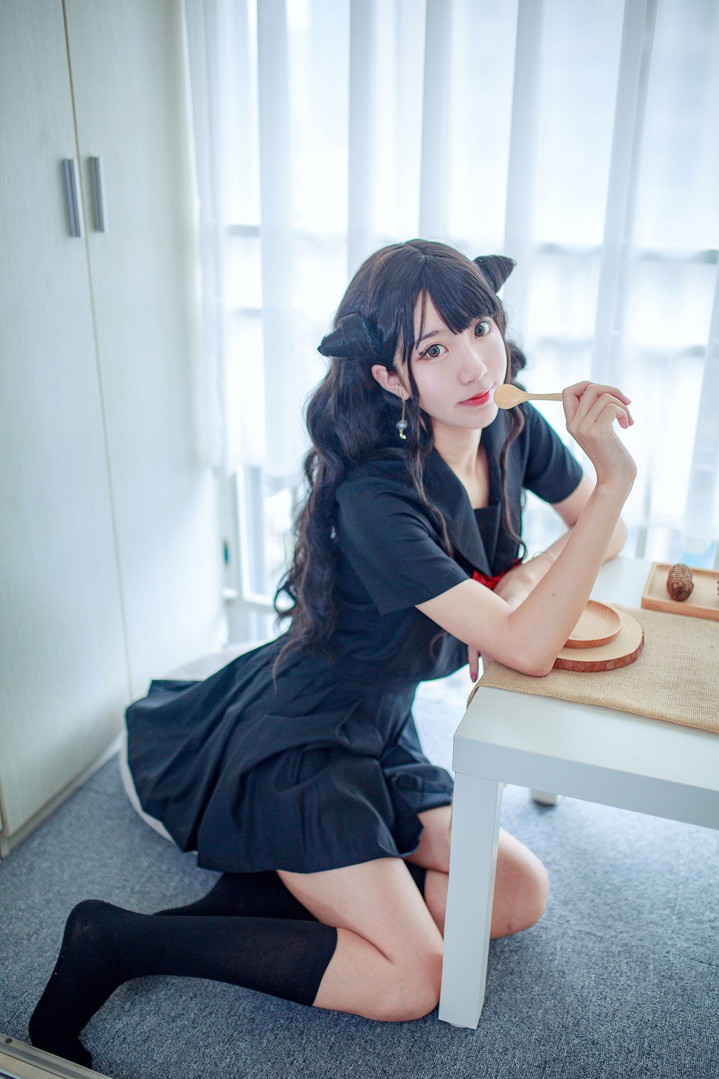 COSER黑川《小恶魔JK》 [Cosplay福利] 写真集[32P]