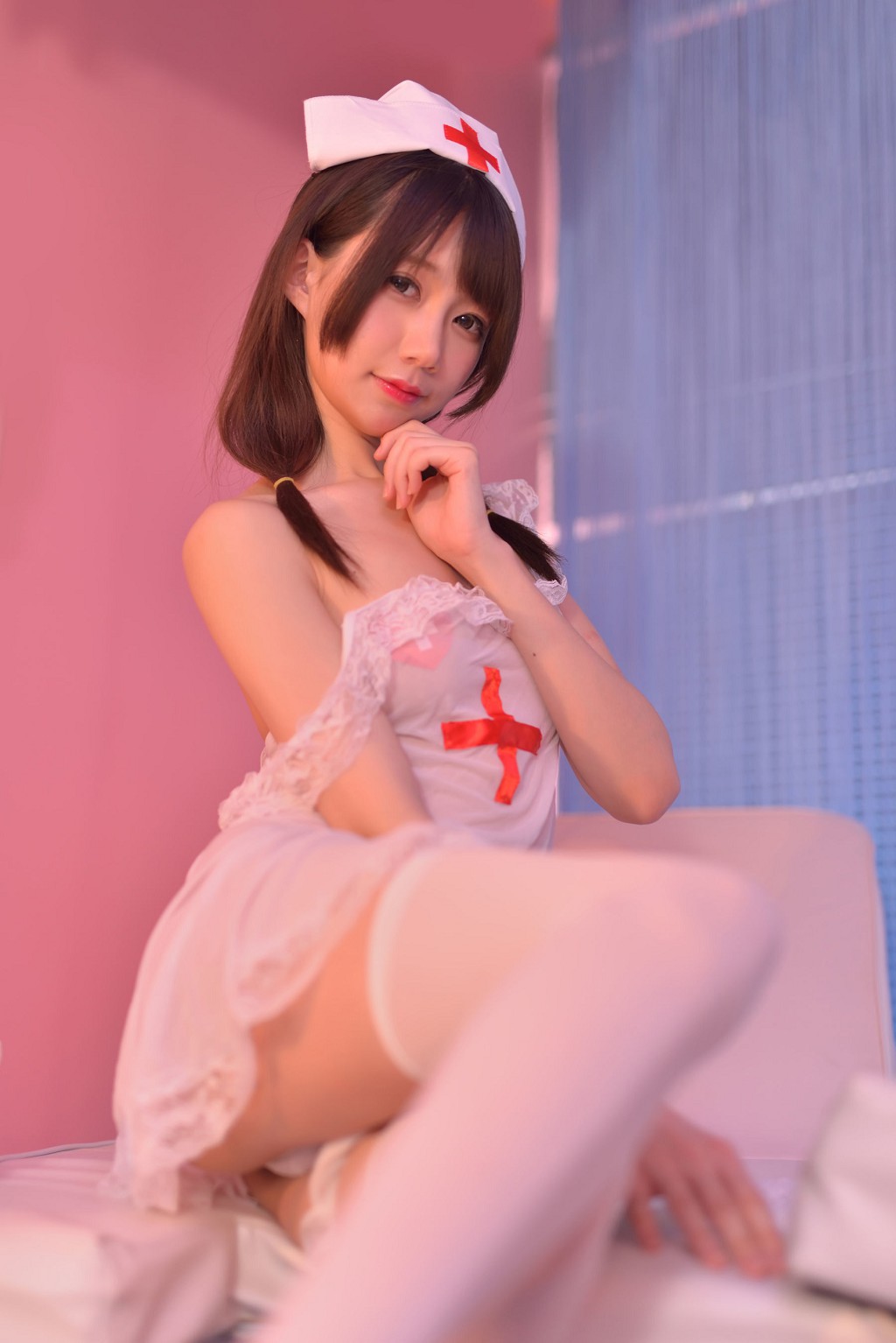 NAGISA魔物喵《性感看护师》 [Cosplay福利] 写真集[110P]