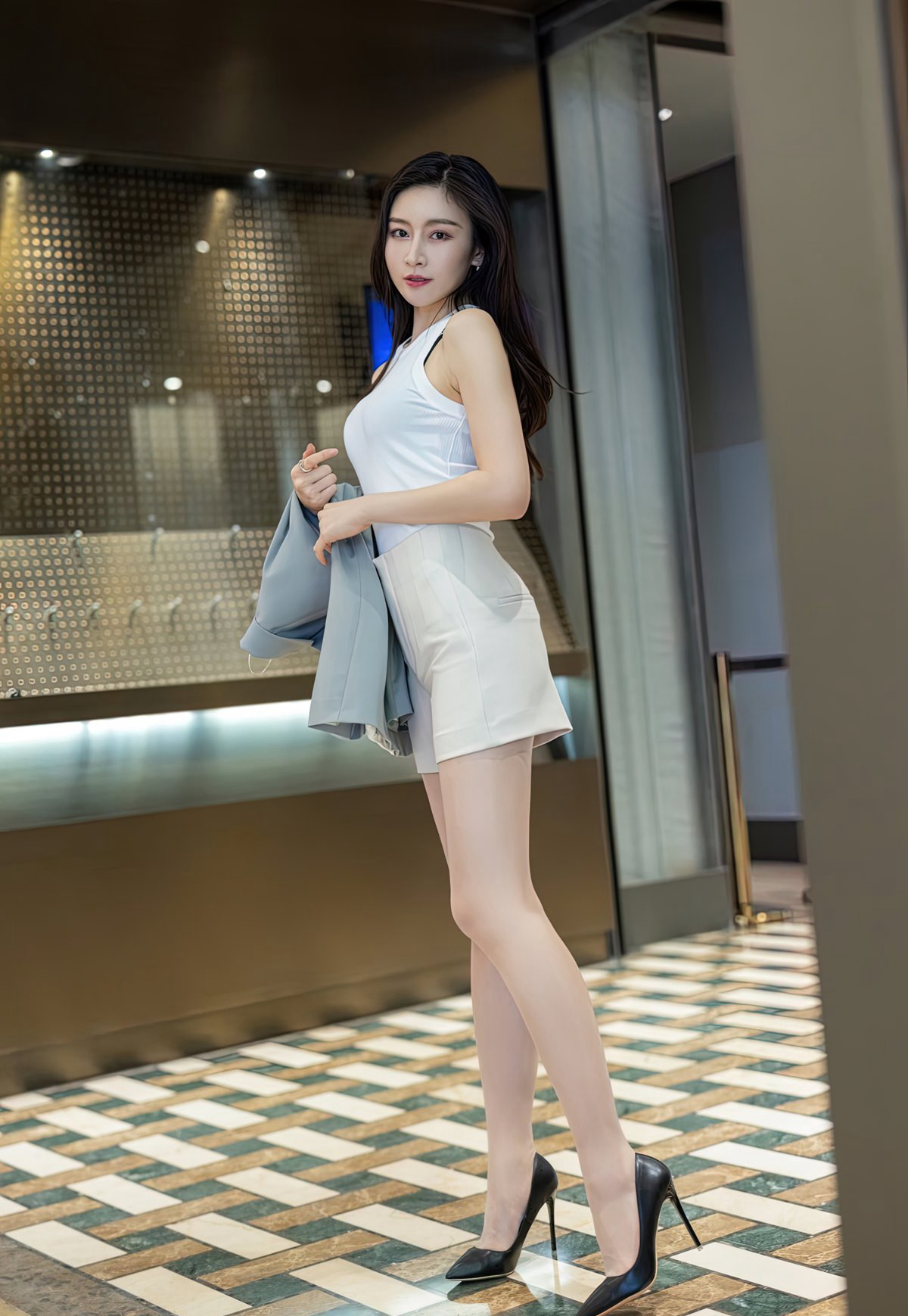 ถุงน่องขาสวยสาวสวยหญิงสาวเซ็กซี่ชุดยูนิฟอร์มถุงน่องเนื้อรองเท้าส้นสูงชุดชั้นในชั้นเยี่ยมเซ็กซี่หญิงเจ้าชู้น