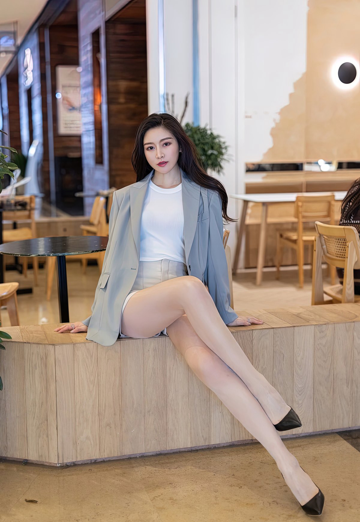 ถุงน่องขาสวยสาวสวยหญิงสาวเซ็กซี่ชุดยูนิฟอร์มถุงน่องเนื้อรองเท้าส้นสูงชุดชั้นในชั้นเยี่ยมเซ็กซี่หญิงเจ้าชู้น