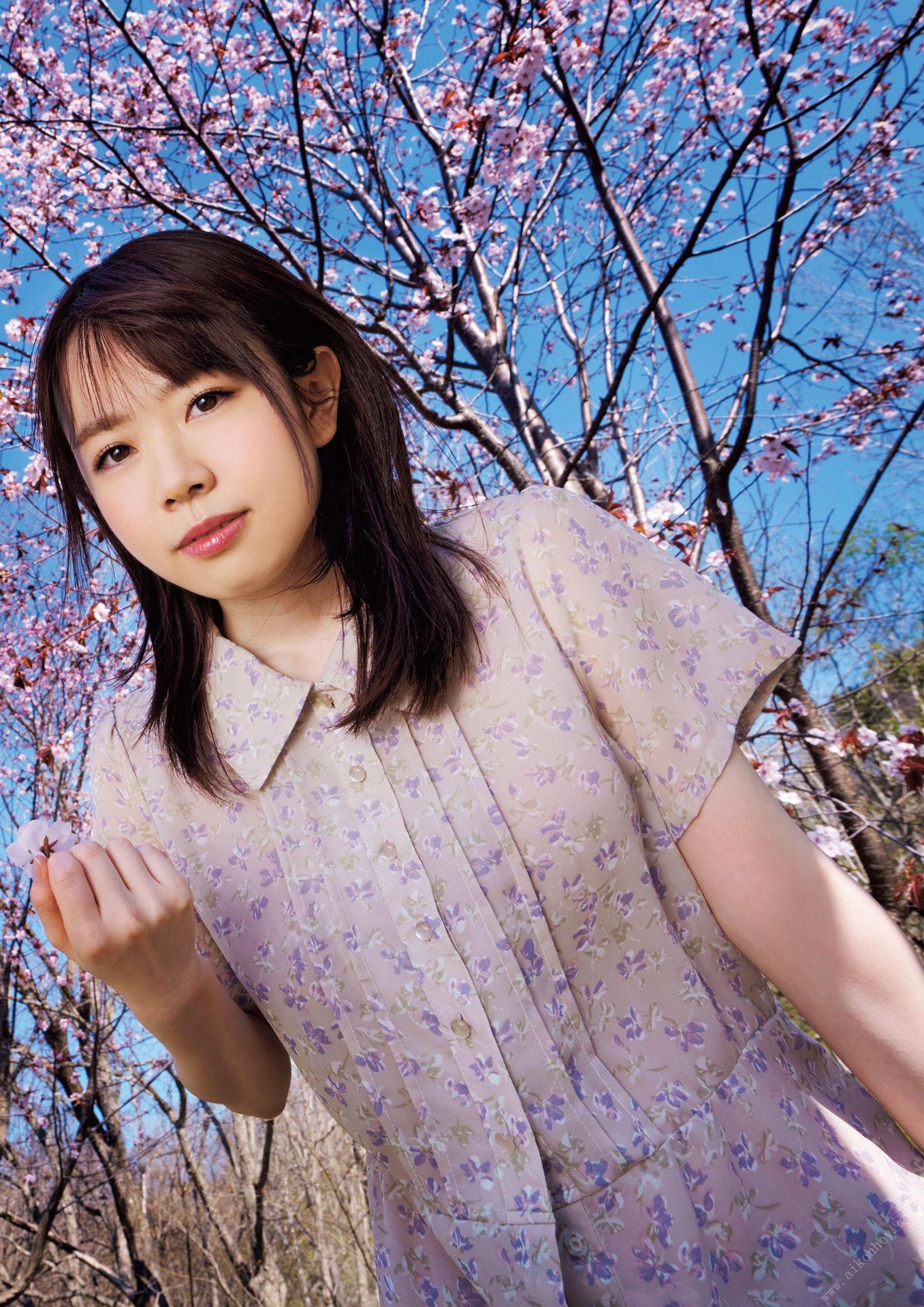 Mizuto Sakura Photobook "Ecstasy