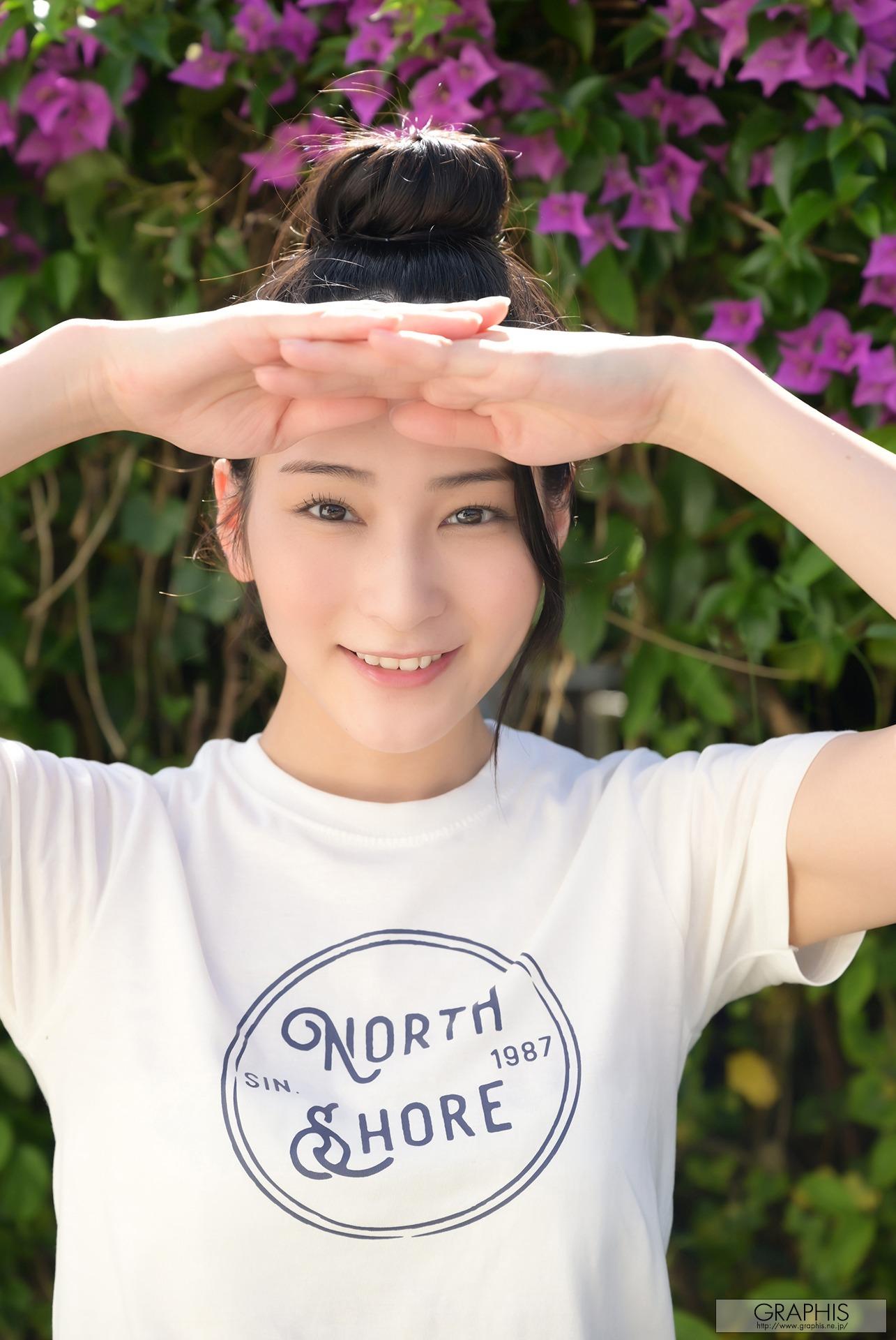 [Graphis] Gals - Suzu Honjo 本庄鈴 「Feeling」161P
