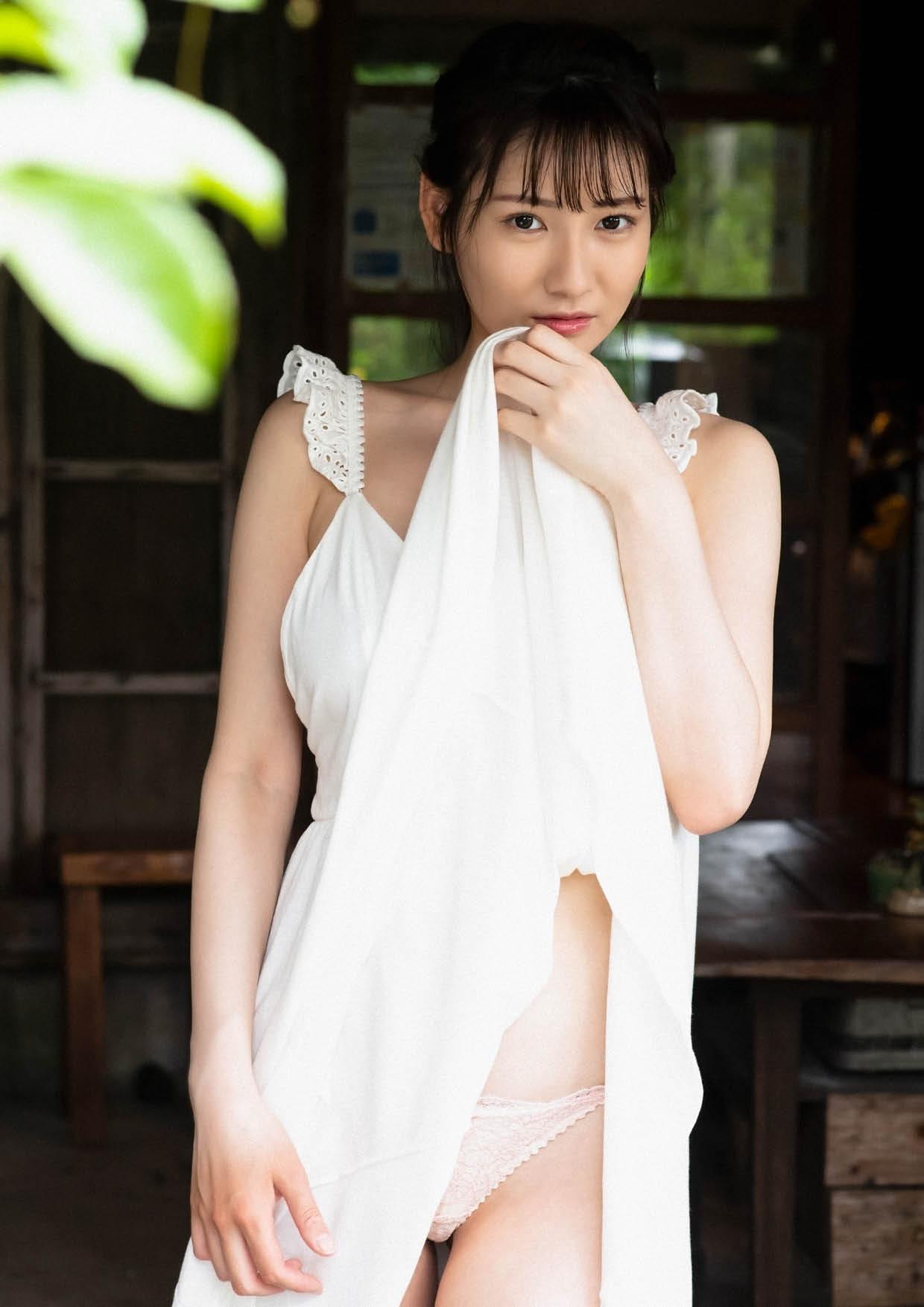 山手梨愛 1st寫真集⎾Ria⏌112P