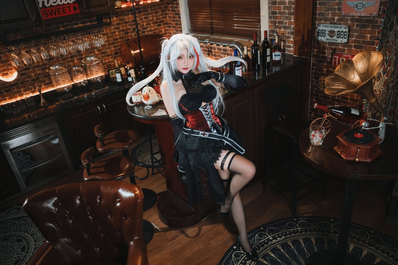 Qua Hi Giăng - Azur Lane Prinz Eugen Chìm đắm trong đêm