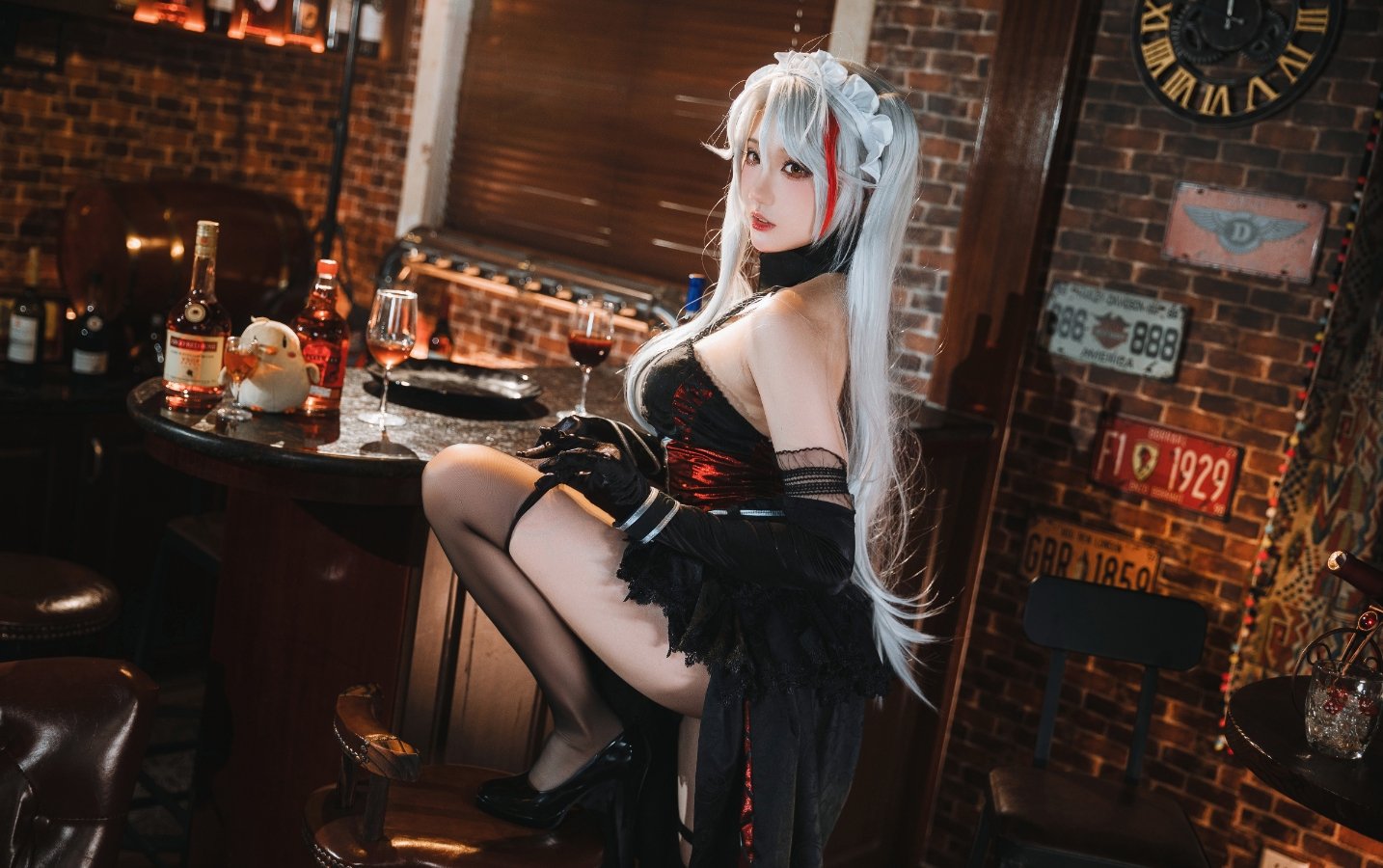 Qua Hi Giăng - Azur Lane Prinz Eugen Chìm đắm trong đêm
