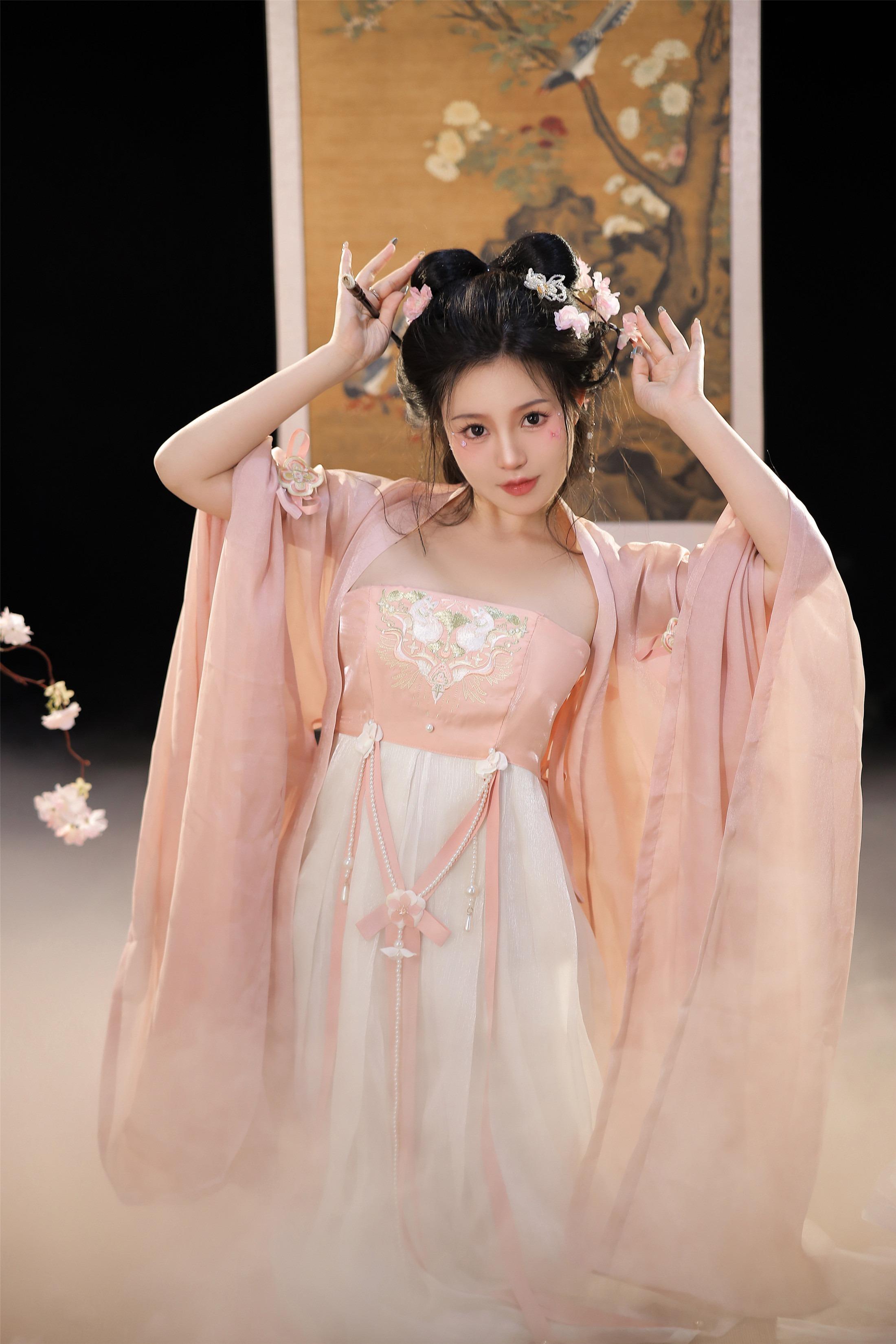 เทาฮ่วนจาง - ชุดฮั่นสไตล์โบราณเข้าฝัน 60P