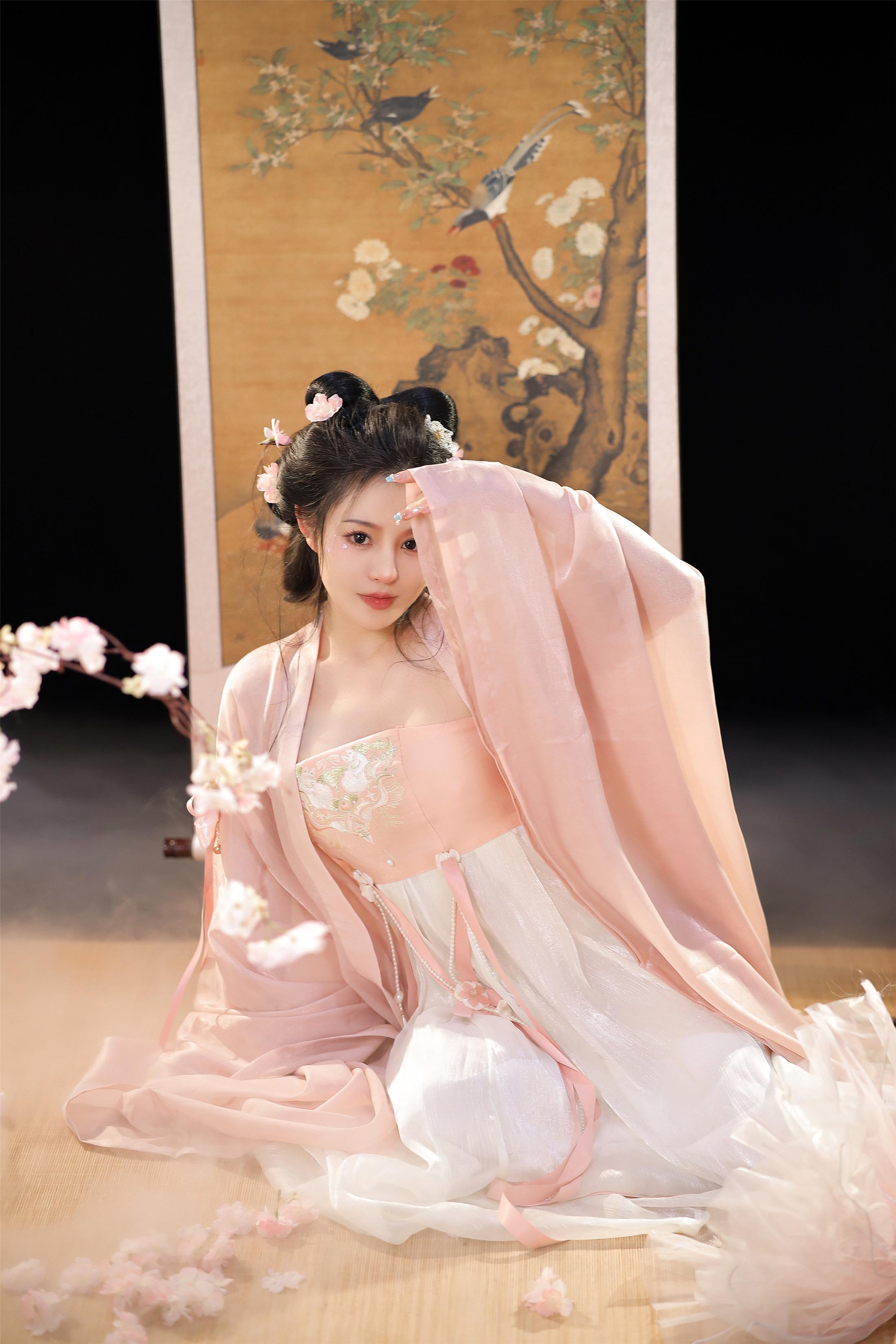 เทาฮ่วนจาง - ชุดฮั่นสไตล์โบราณเข้าฝัน 60P