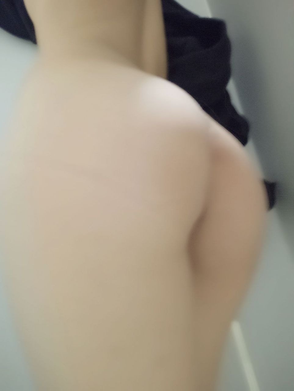 微博网红 软萌萝莉小仙-- 商场厕所