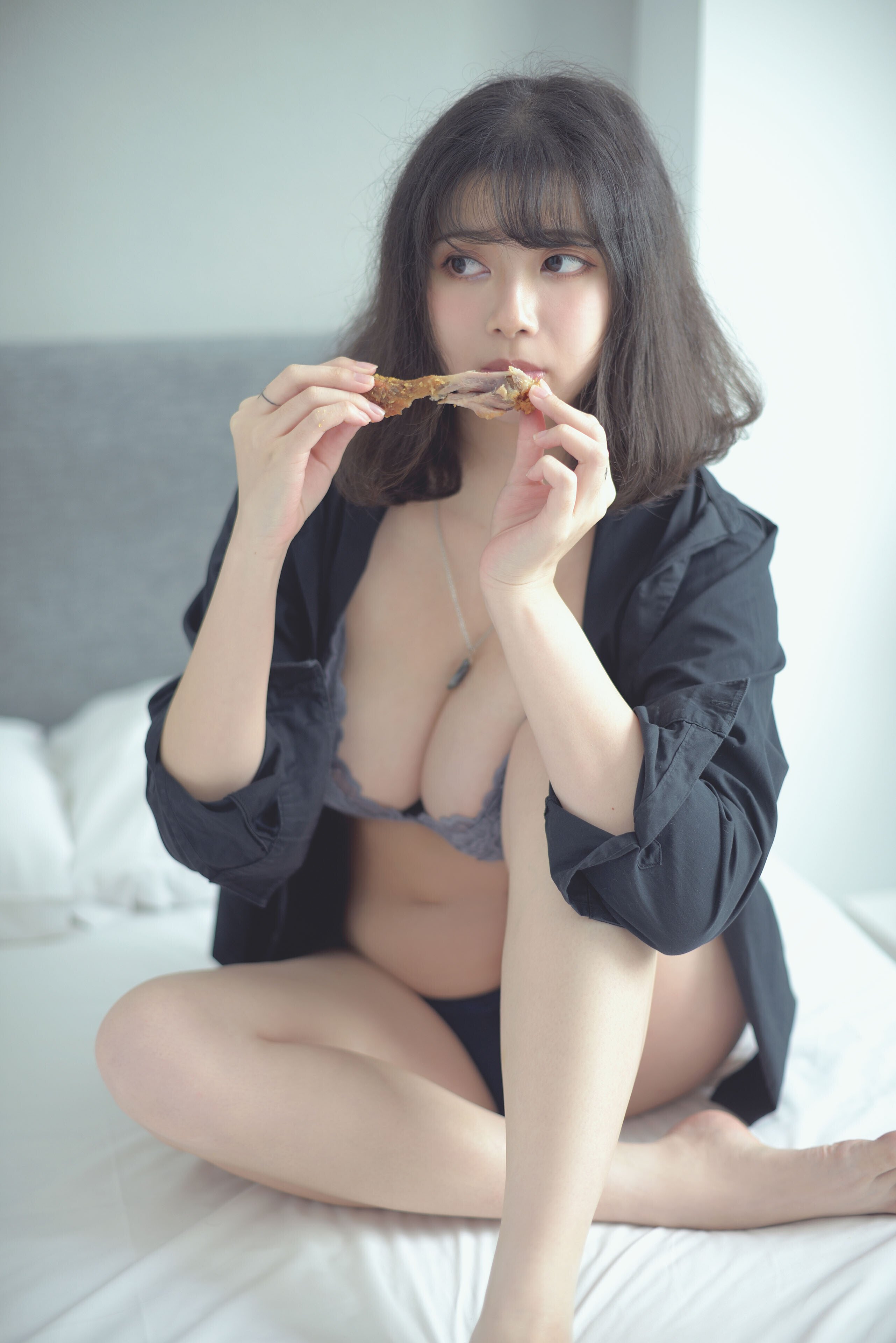 Hieey (海爾陛下Hieey.Heika)