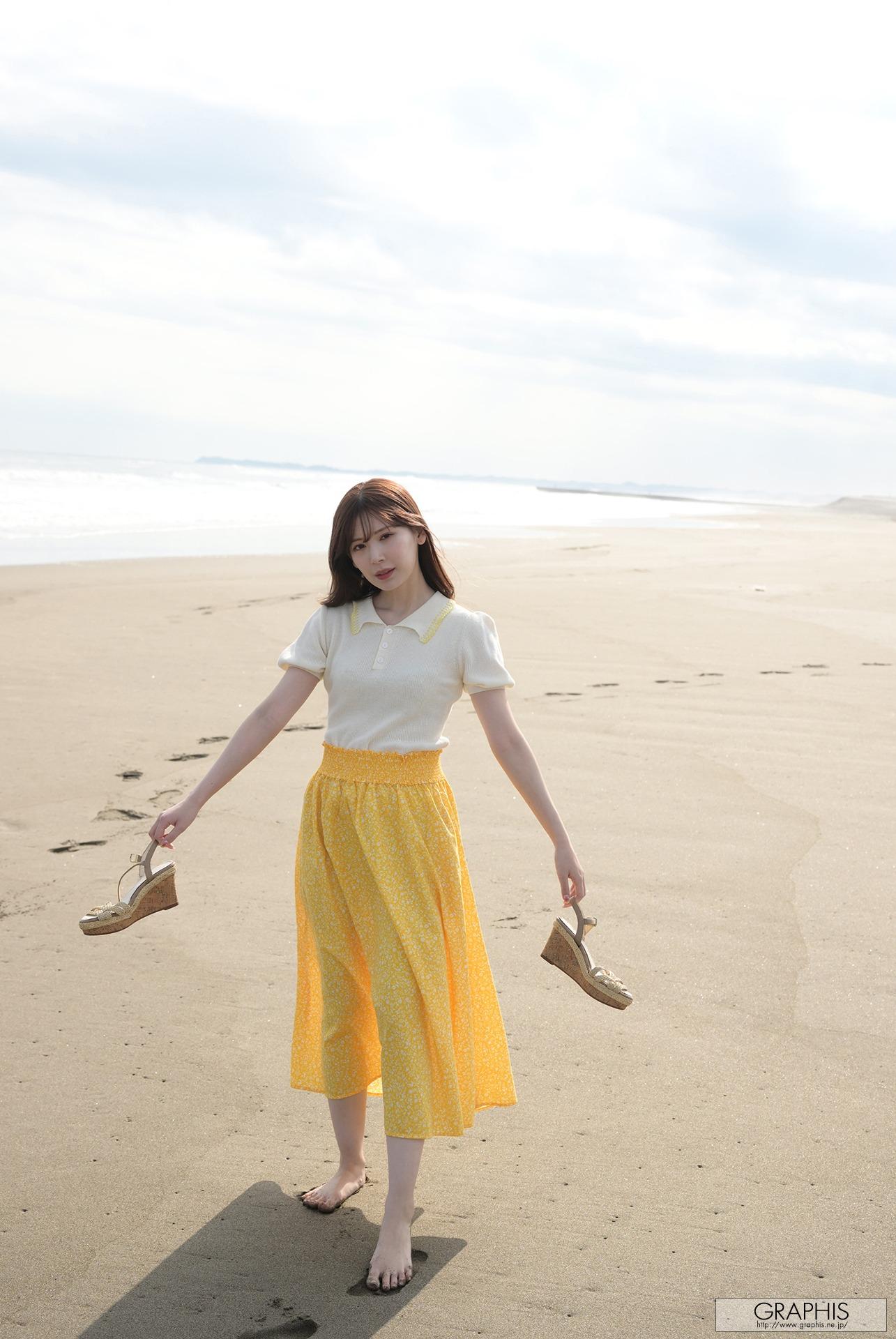 Graphis] Gals – Tsumugi Akari 明里つむぎ «Trái Tim Trong Sáng!» 141P