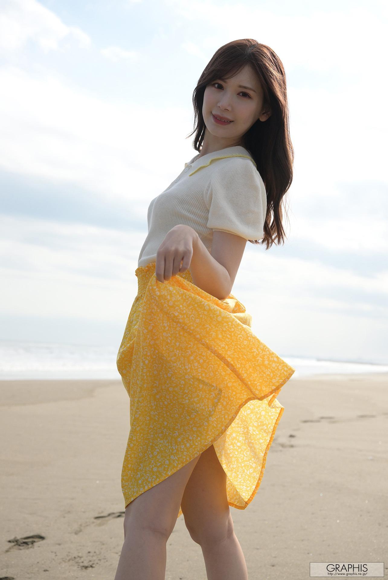 Graphis] Gals – Tsumugi Akari 明里つむぎ «Trái Tim Trong Sáng!» 141P