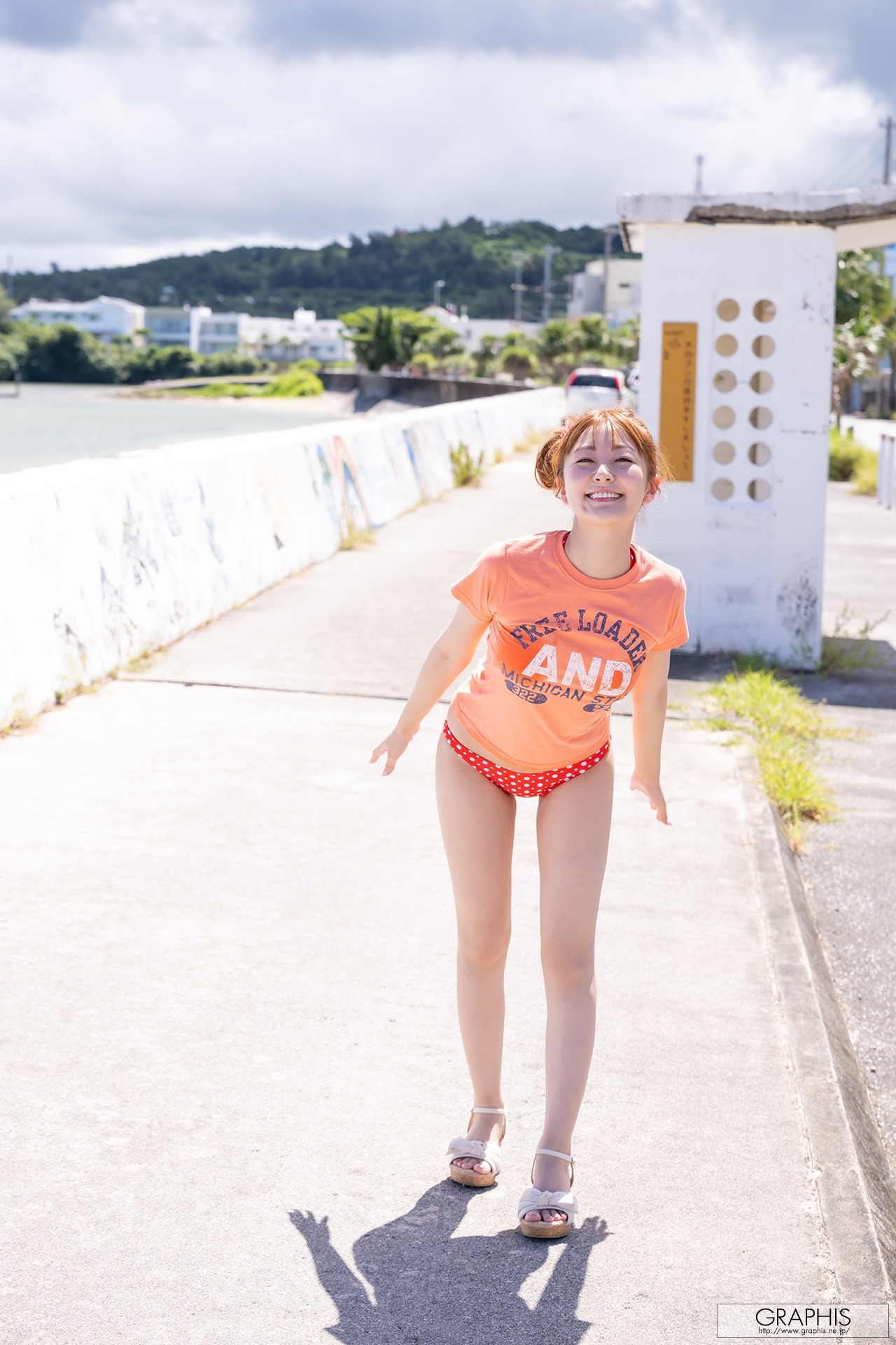 [Graphis] Gals – Hikari Aozora 青空ひかり Happy Smile! 141P