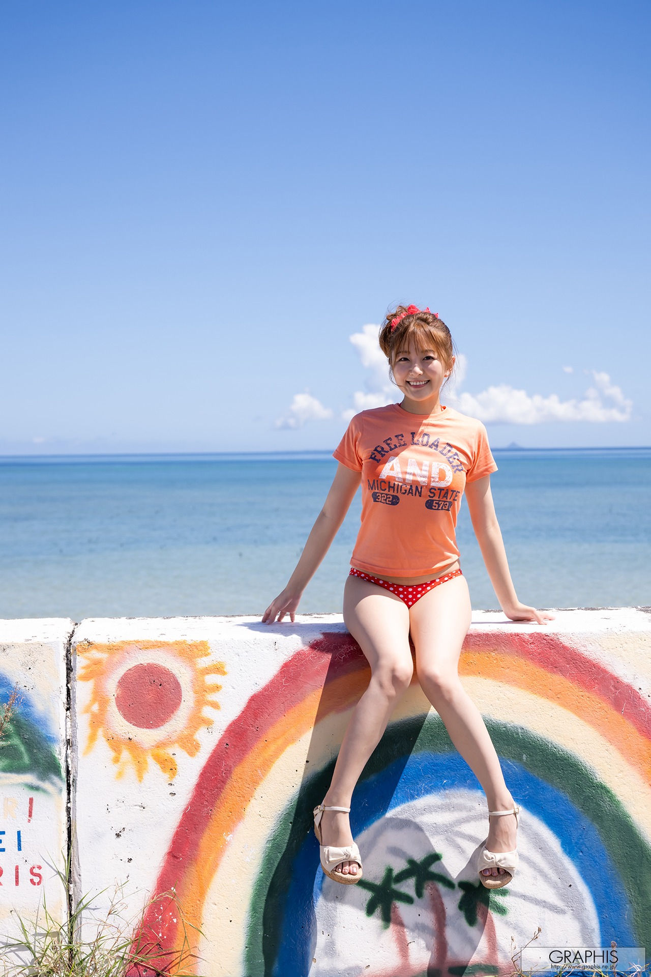 [Graphis] Gals – Hikari Aozora 青空ひかり Happy Smile! 141P