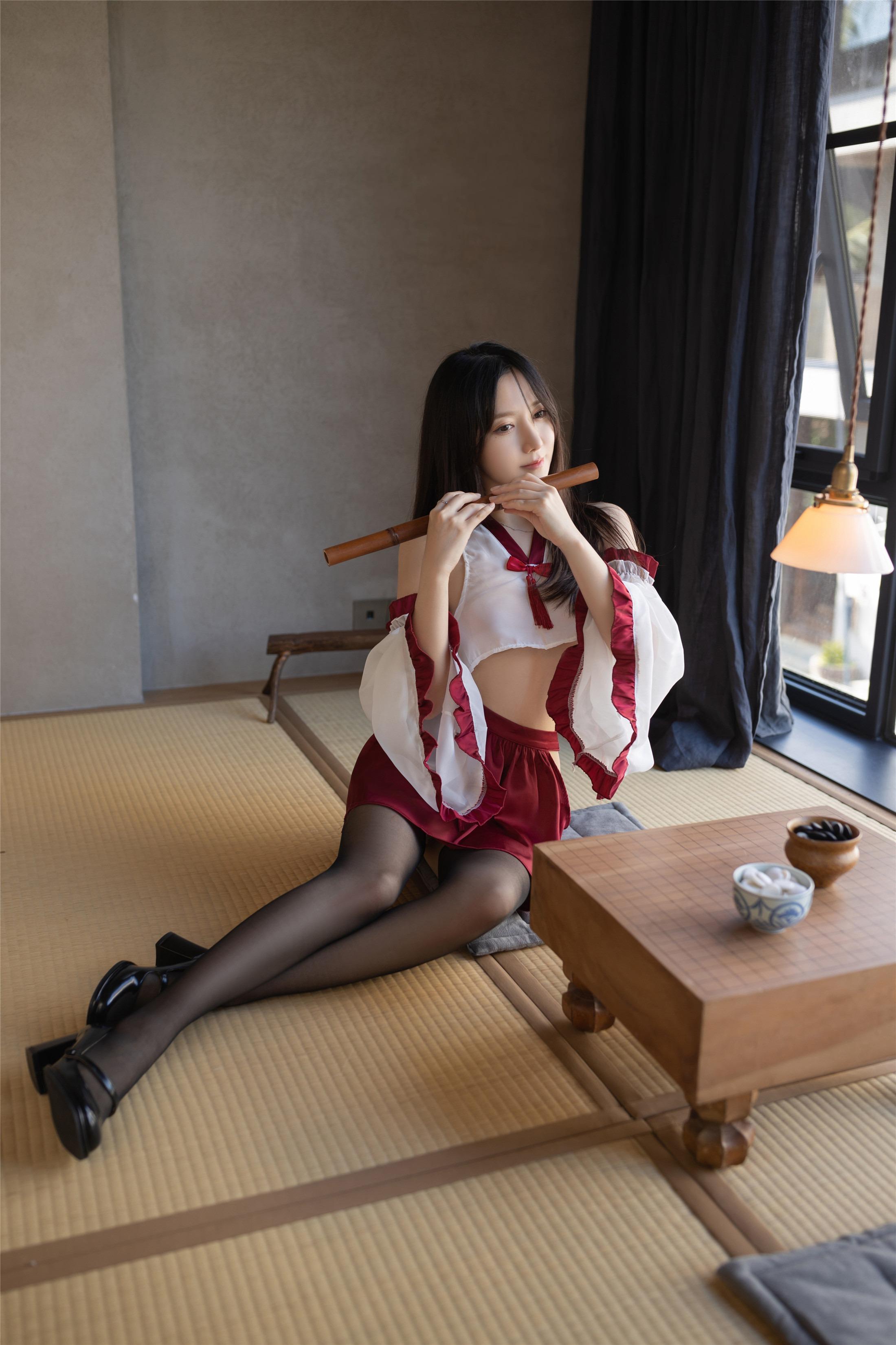 鱼子酱Fish - 神社巫女 120P