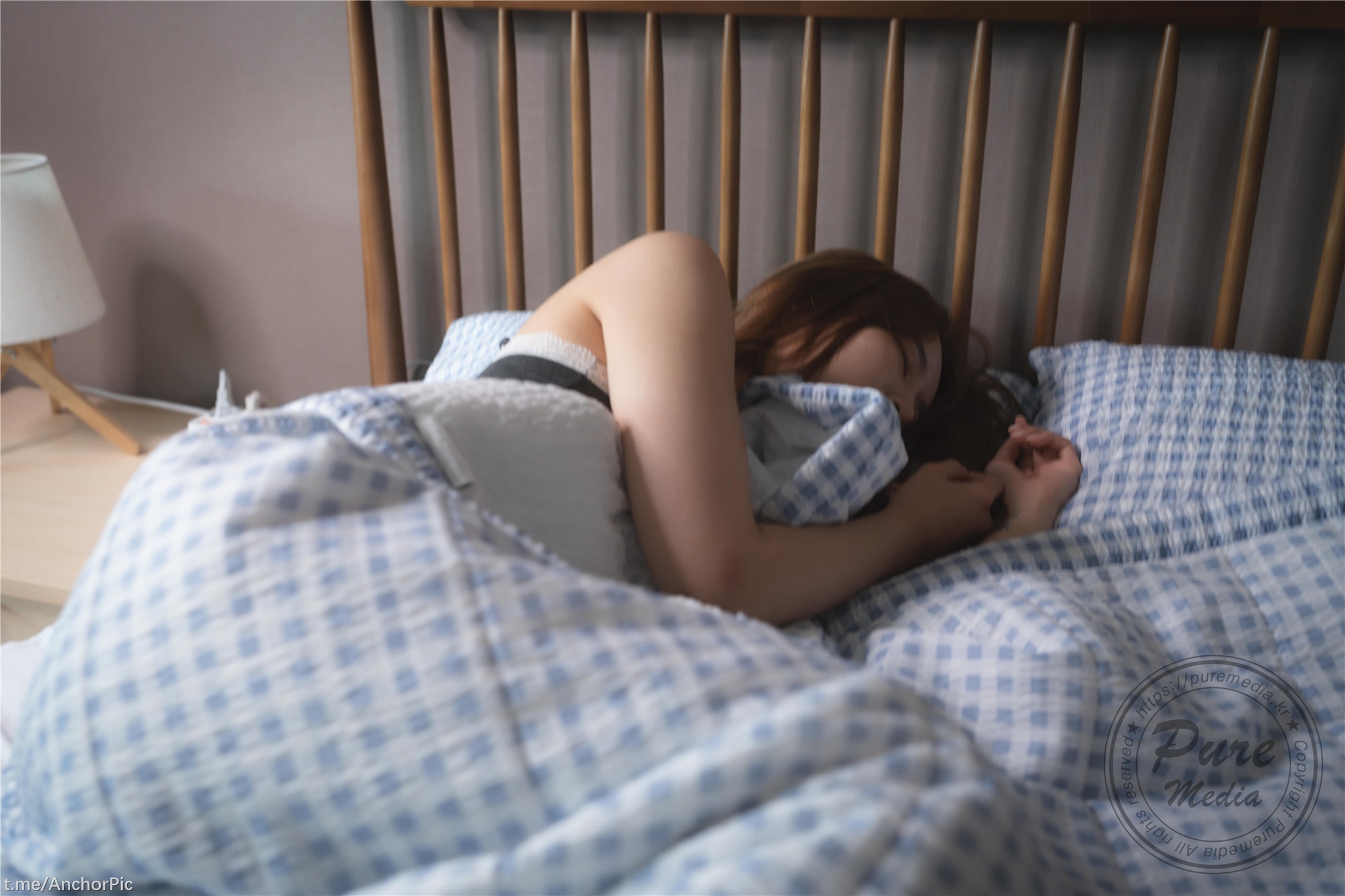 [PureMedia] VOL249 yeha (예하) - Bad delivery guy and new wife 158P