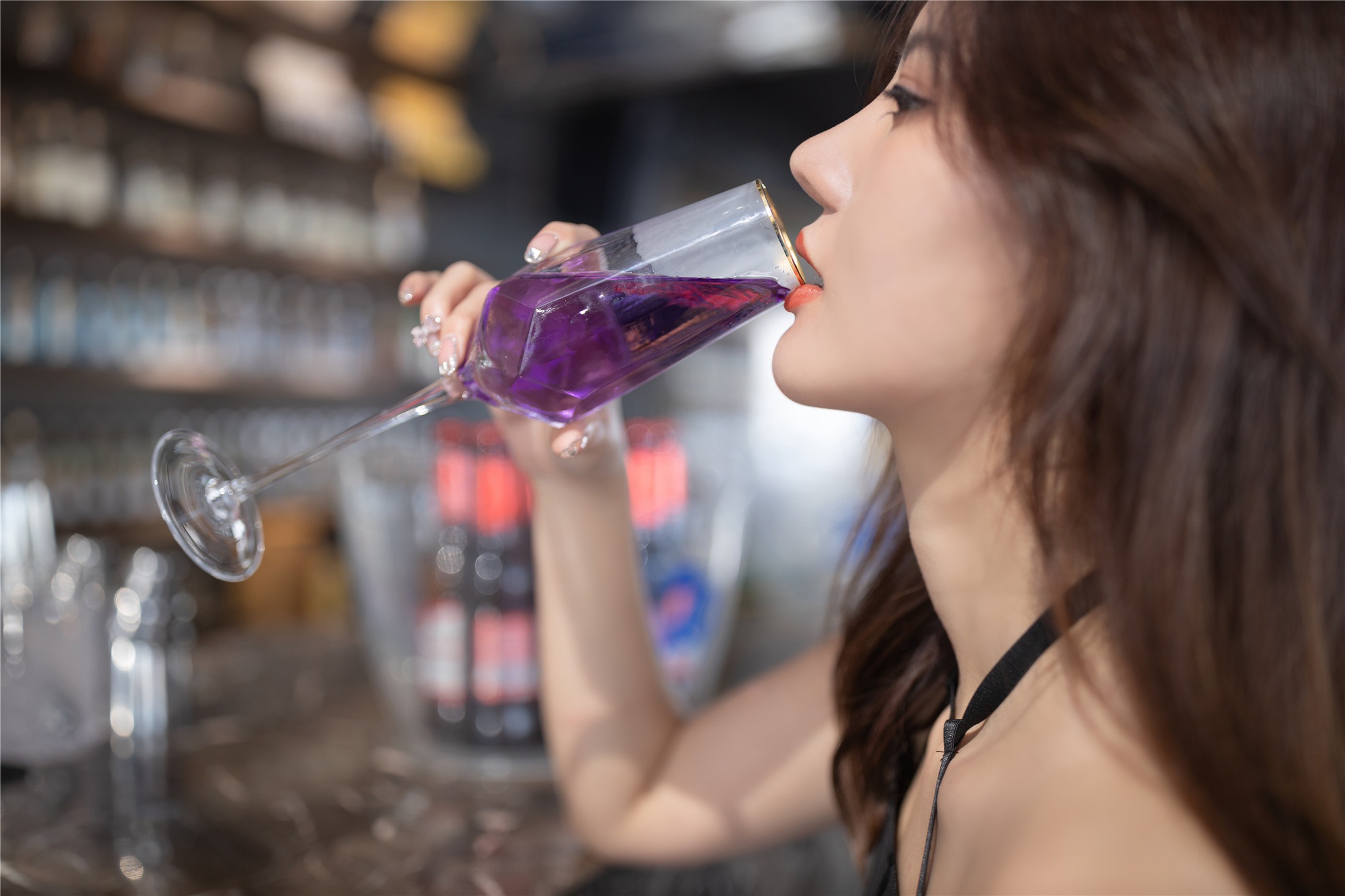 Chính là A Zhu đó - Jiutai Hắc Tơ 84P