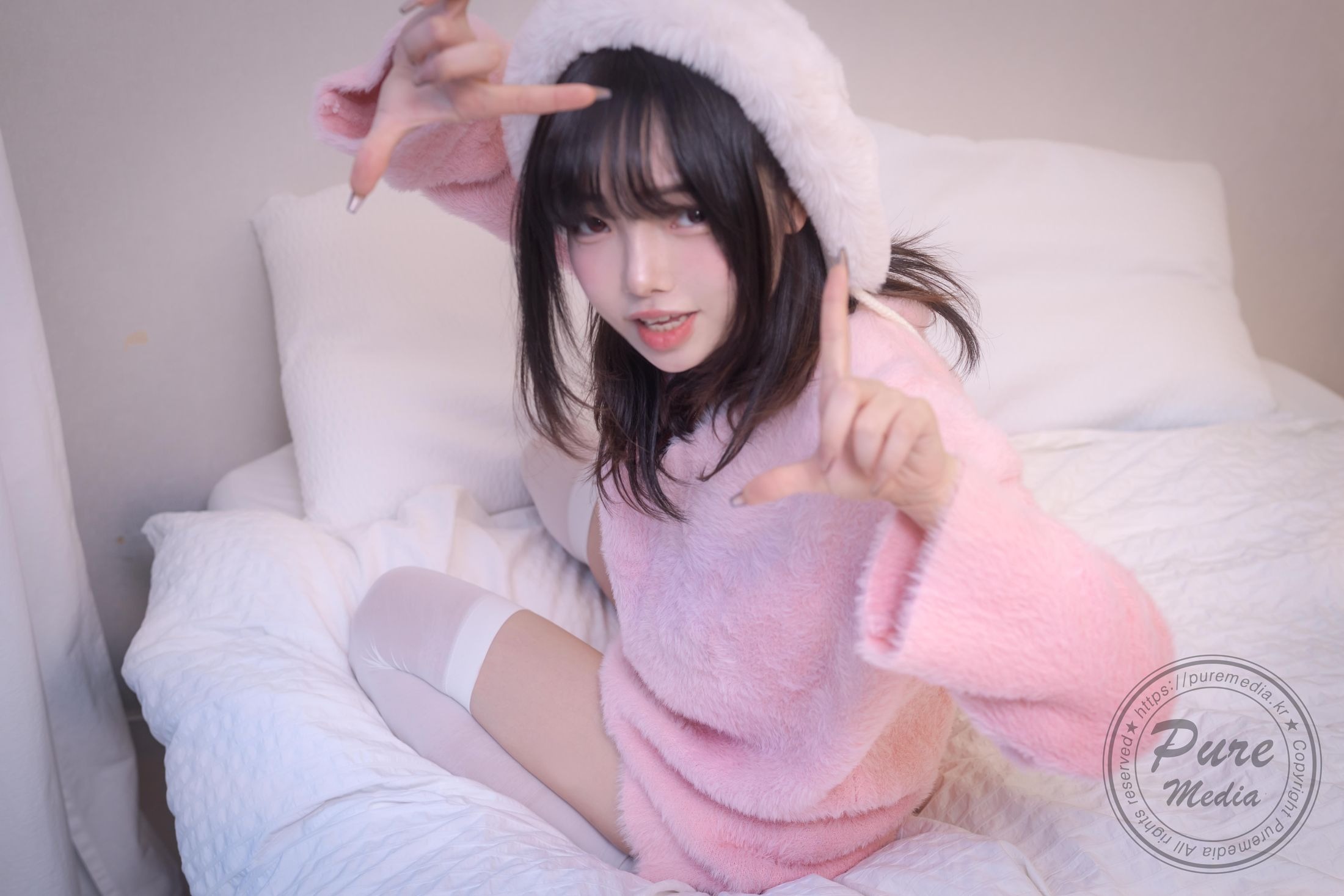 [Pure Media] Vol.266 Jelly (젤리) - Cutie Rabbit & Pink Hole 200P