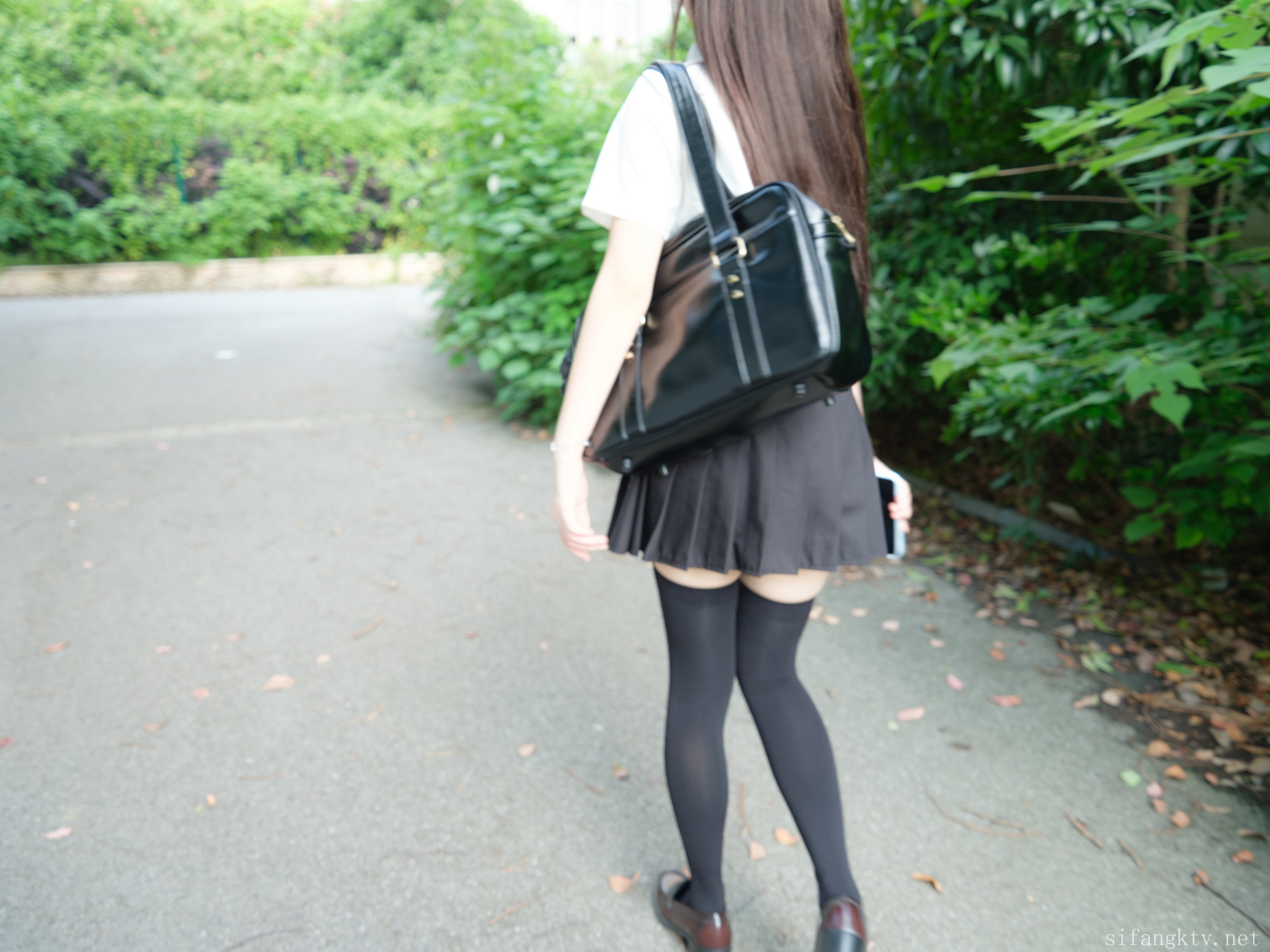 [紧急企划] 小恩 - 【VIP】户外露出-R18