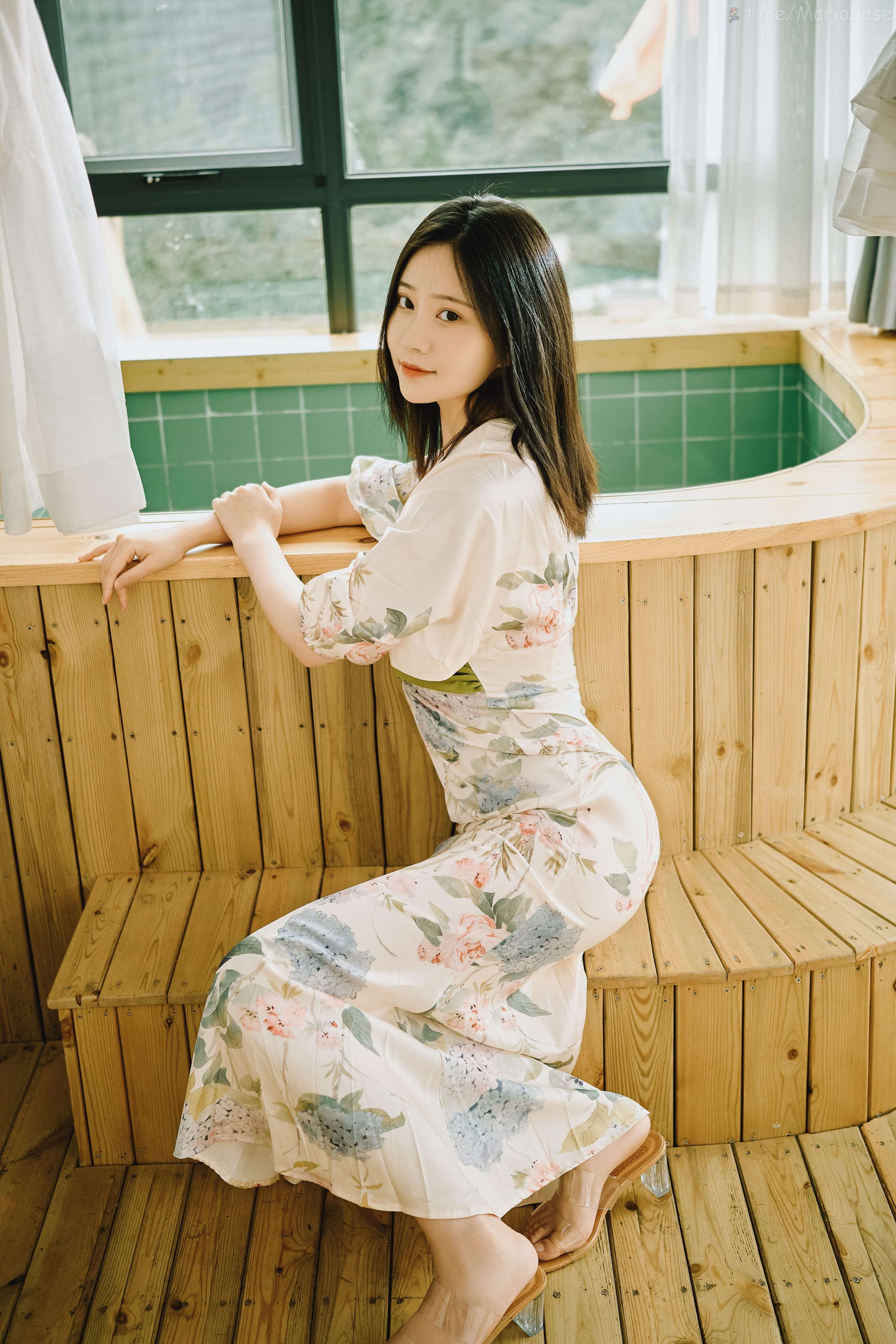 年年 - 七月浴 [40P]