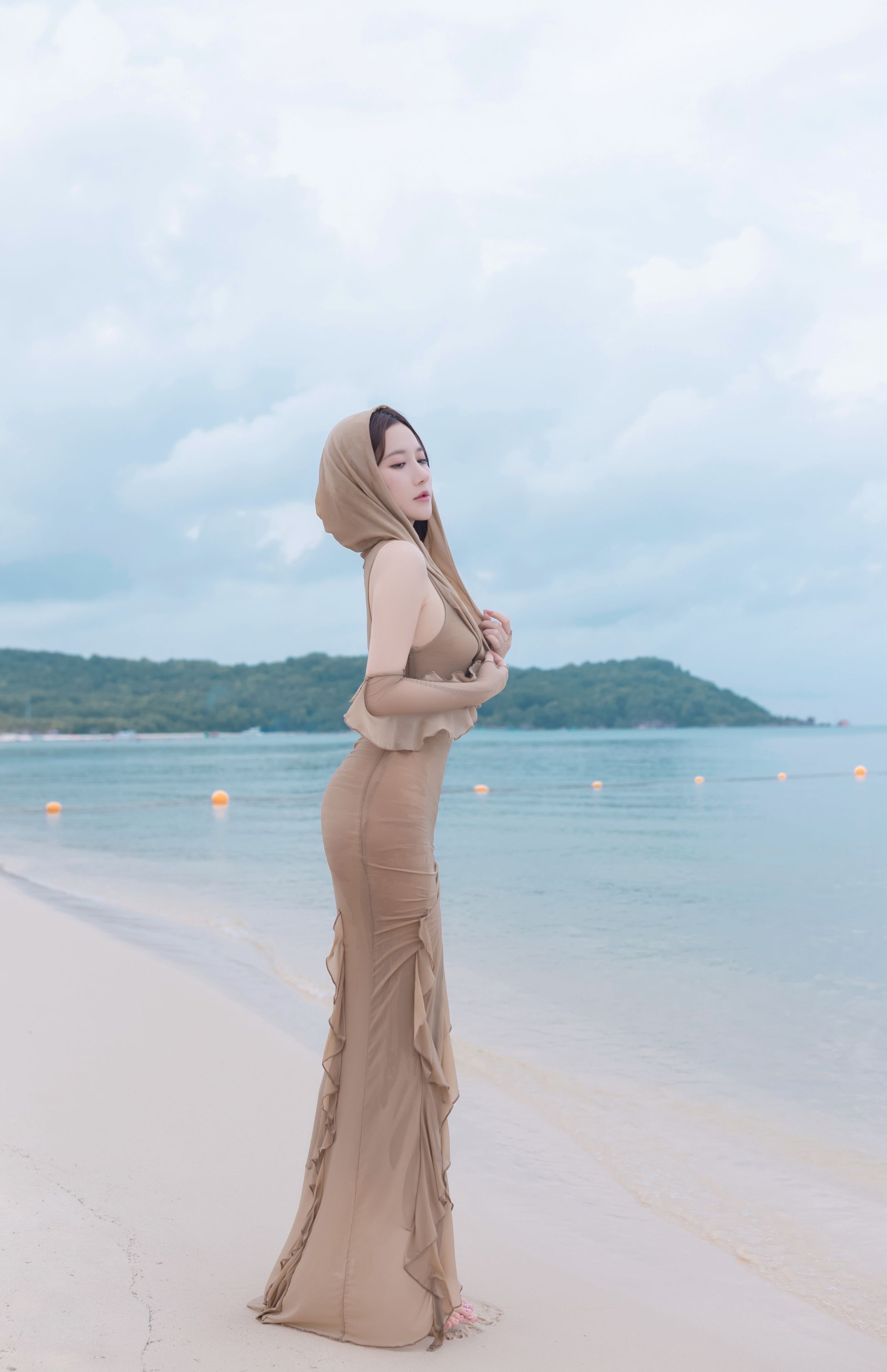 鱼子酱Fish - 雨后海滩 107P