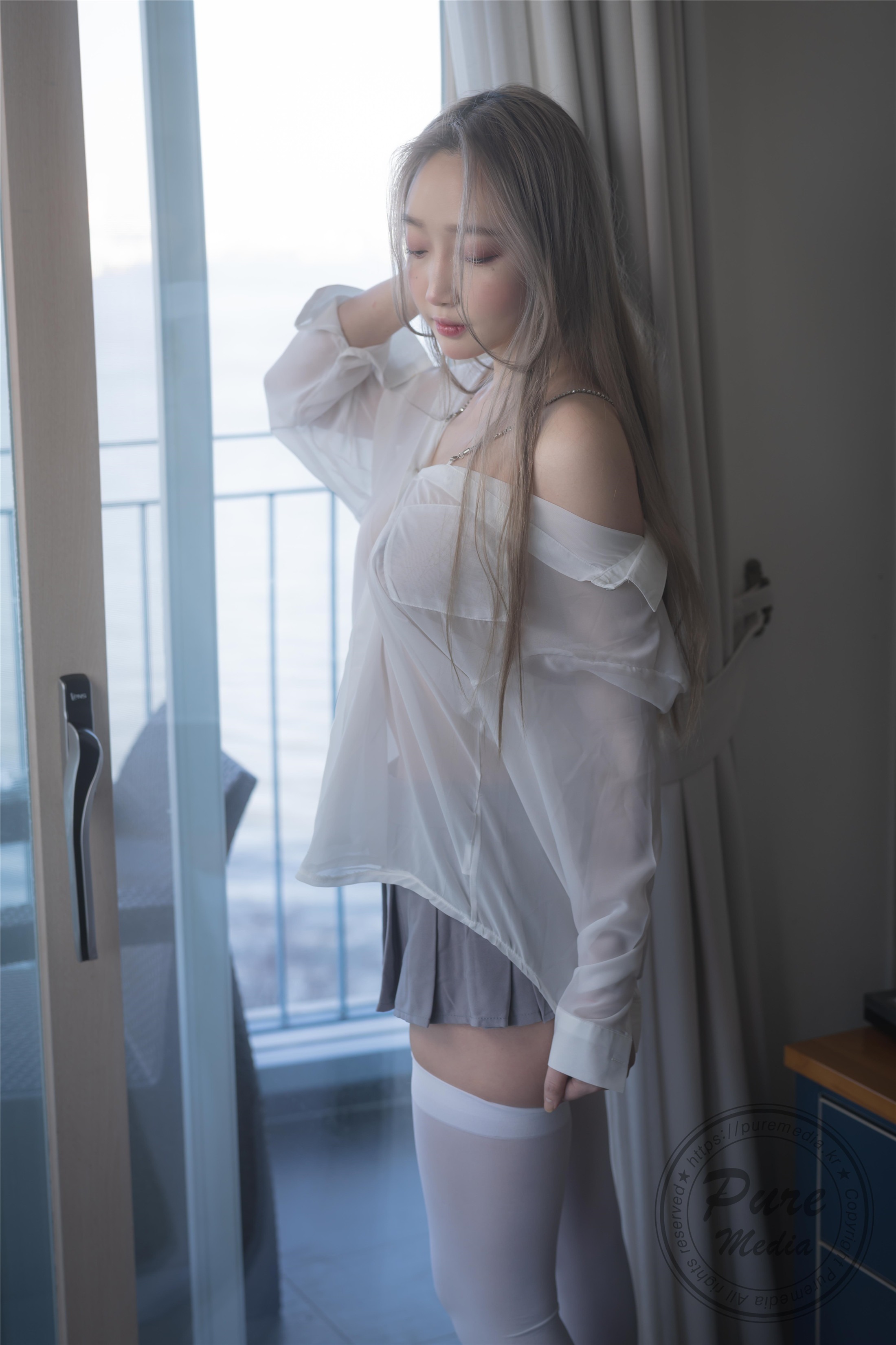 Pure Media] Vol.274: รอน (라온) – Debut 138P