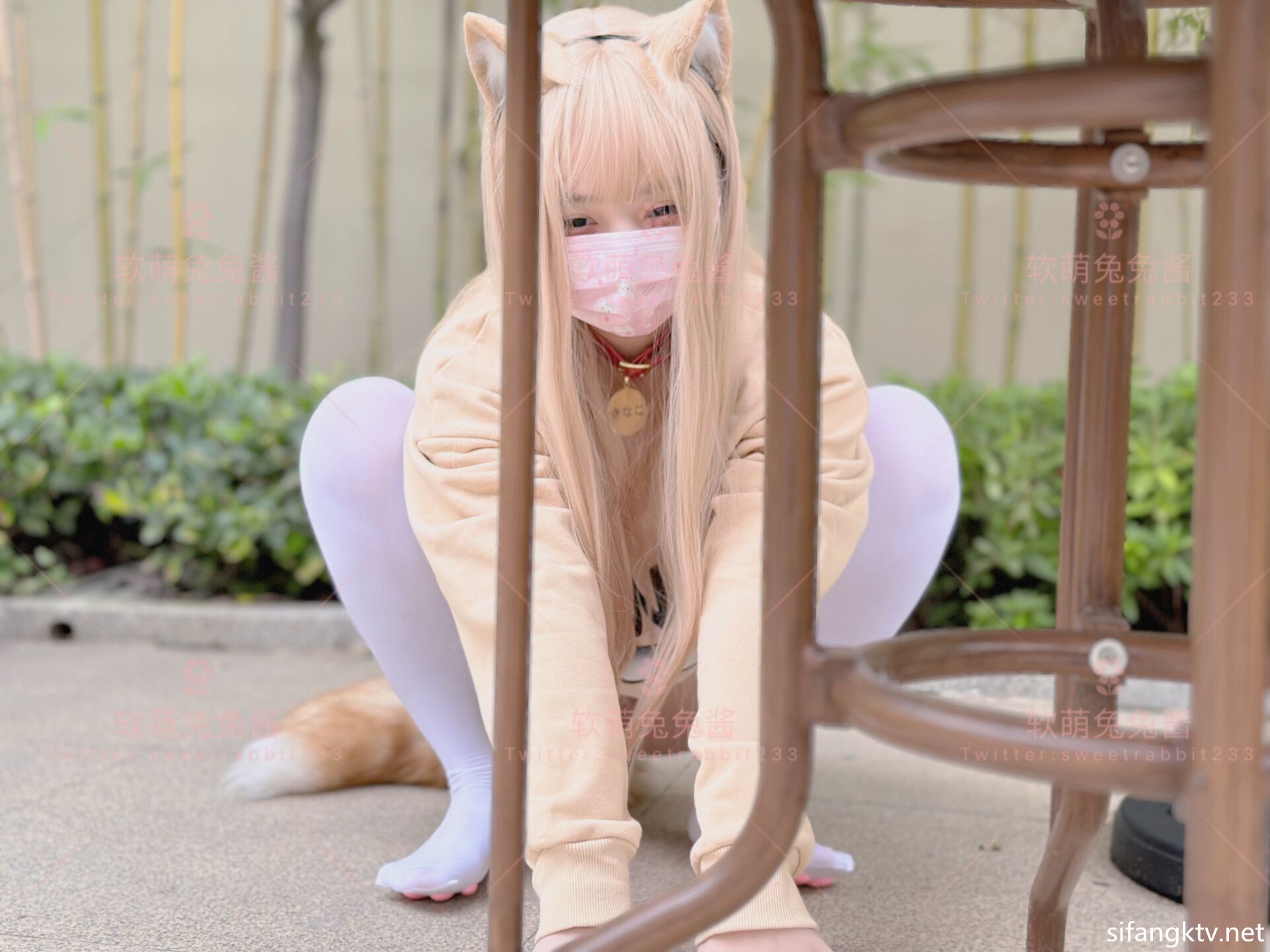软萌兔兔酱爱猫人士 Cosplay | GIF 写真图集