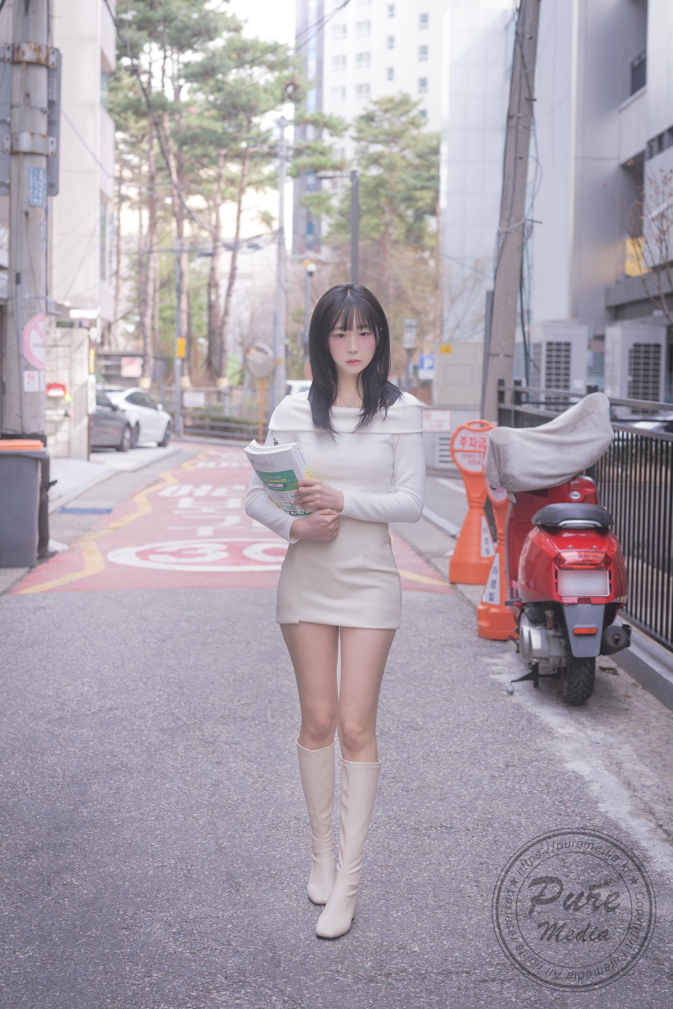 [Pure Media] Vol.279 Hina (히나) - Secret Tutoring With Slut Girl 190P