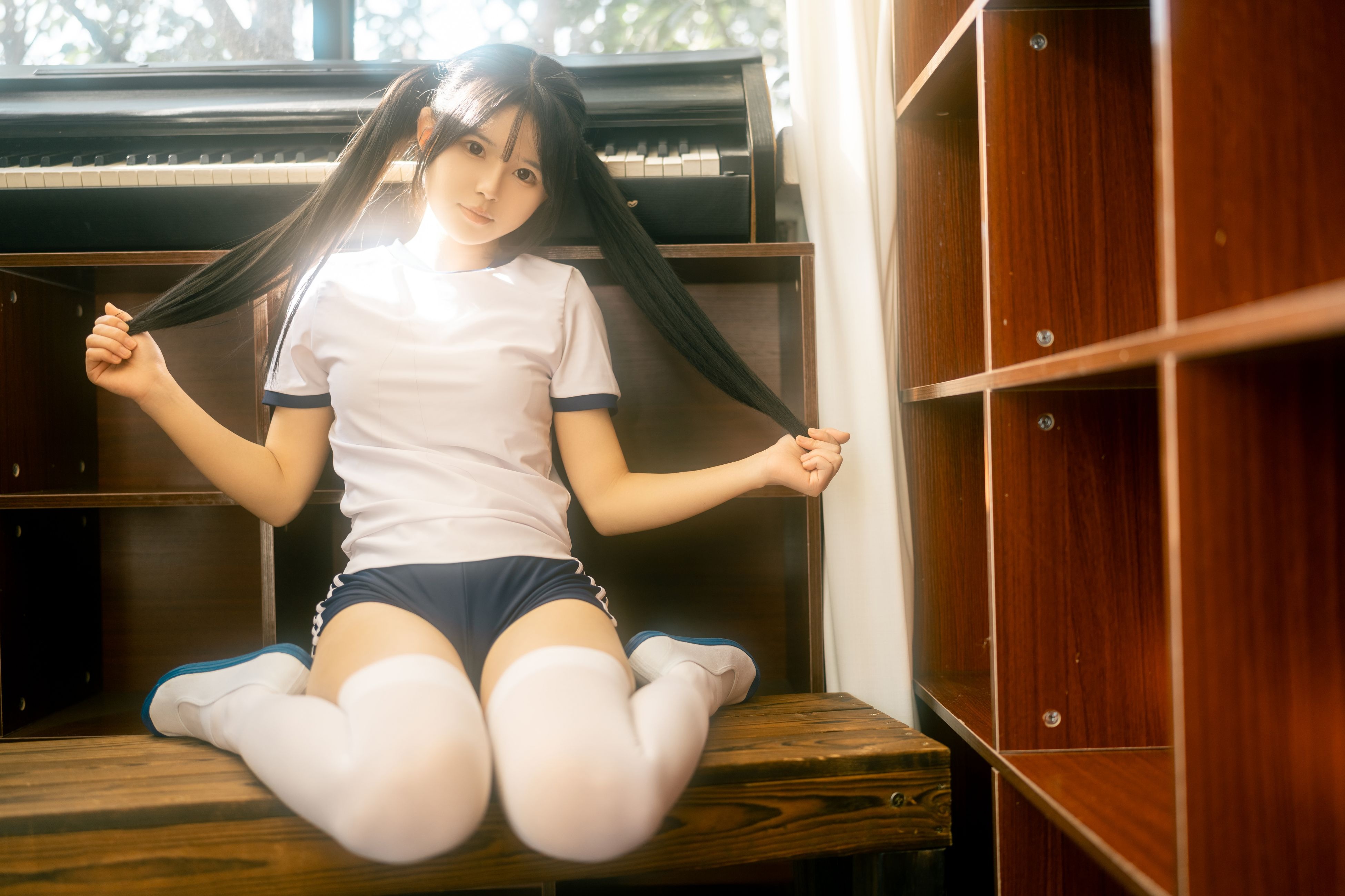 rua阮阮 春の更衣室-体操服 [47P-469MB]