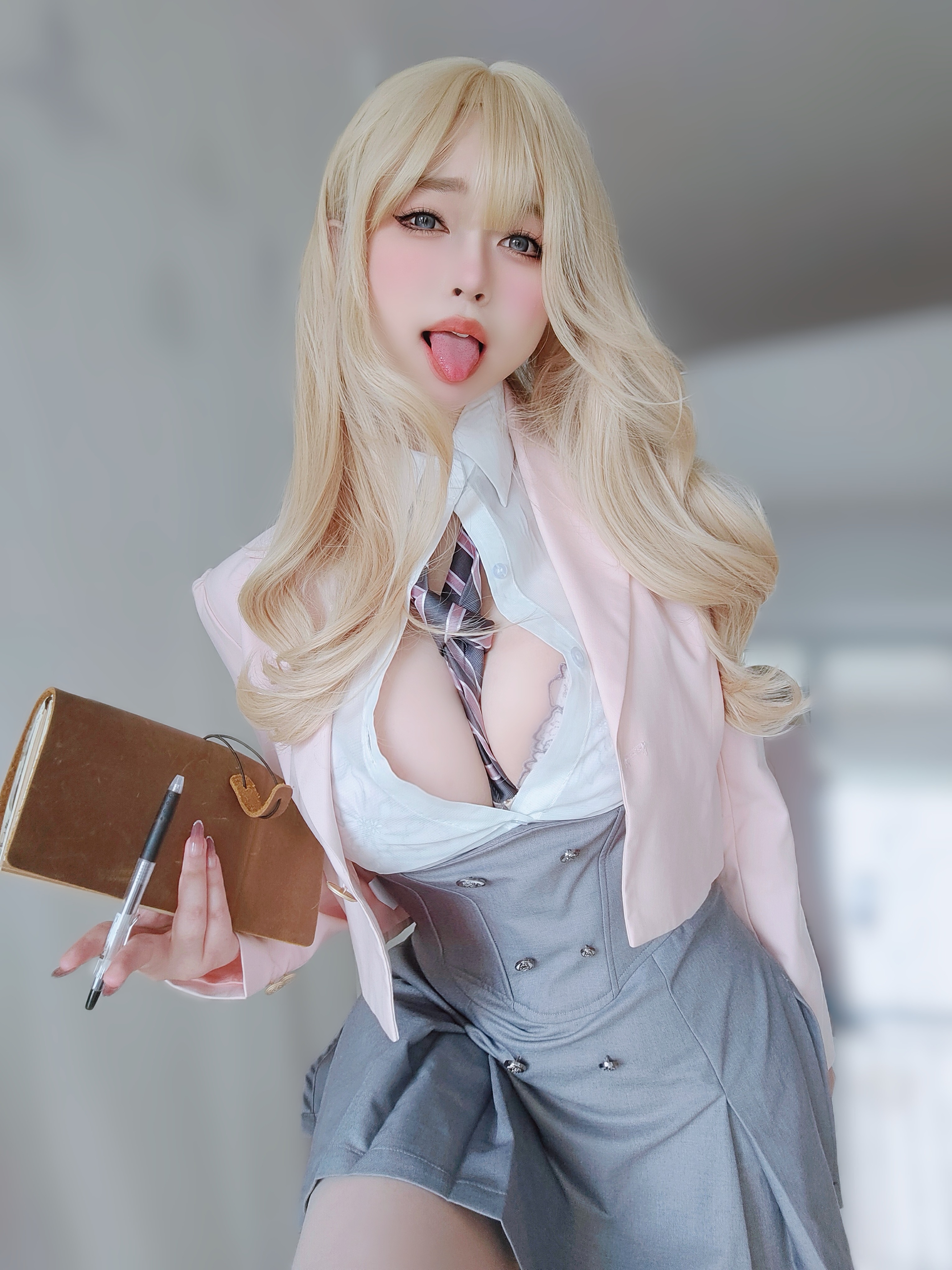 女主K 催眠傲娇的前辈
